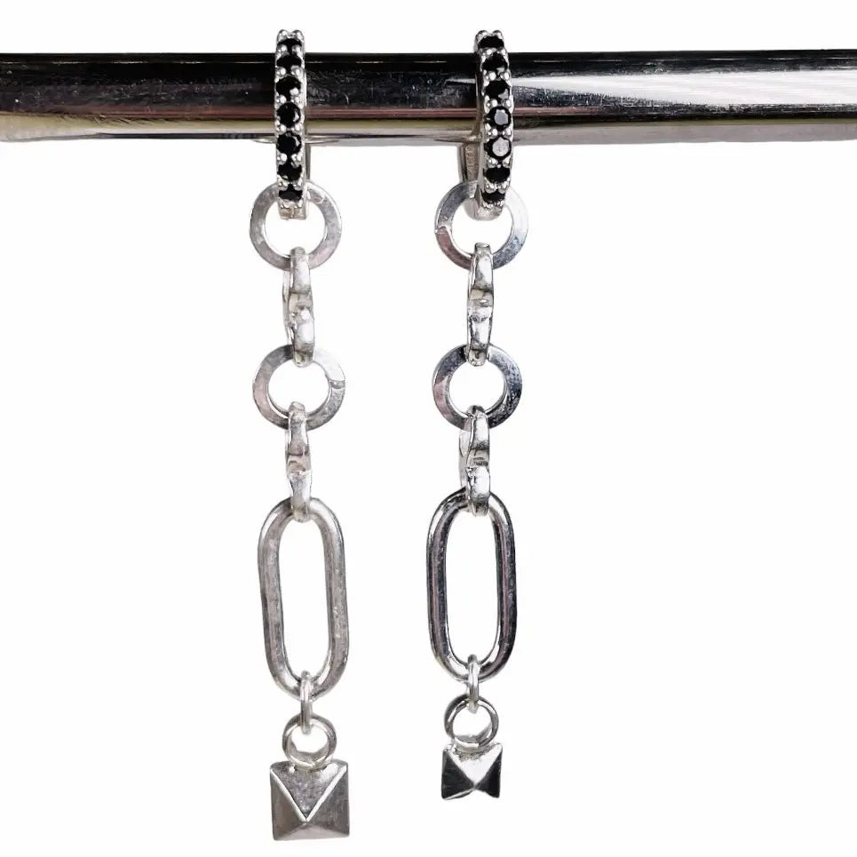 Långt Örhänge - Premiumnit - L8Hasselblad