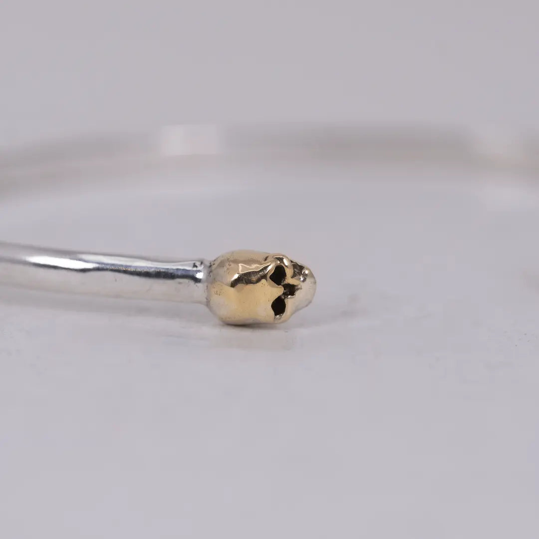 Lilla dödskallearmbandet - L8Hasselblad