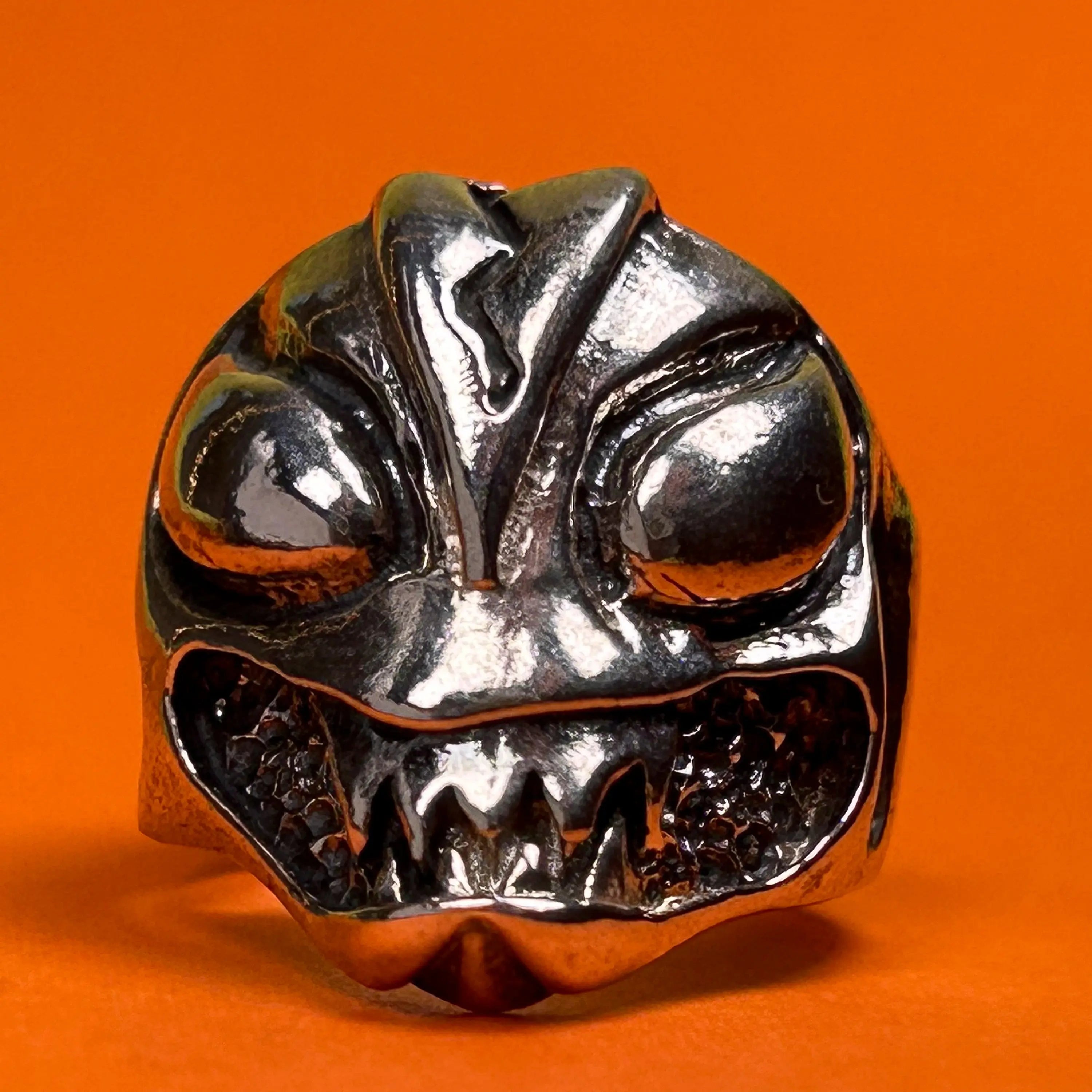 Monster ring - L8Hasselblad