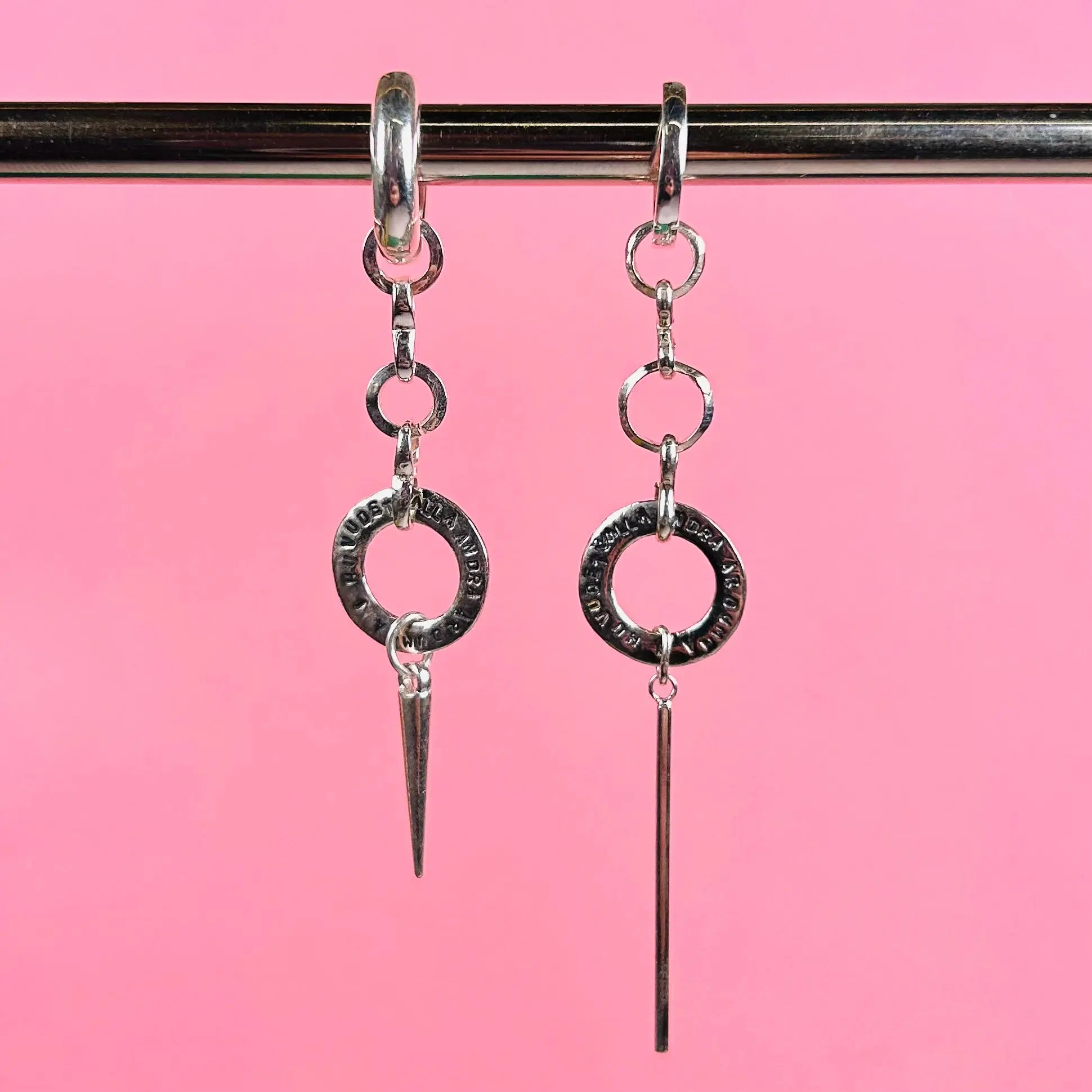 Örhänge - Alla andra är dumma i huvudet - L8Hasselblad