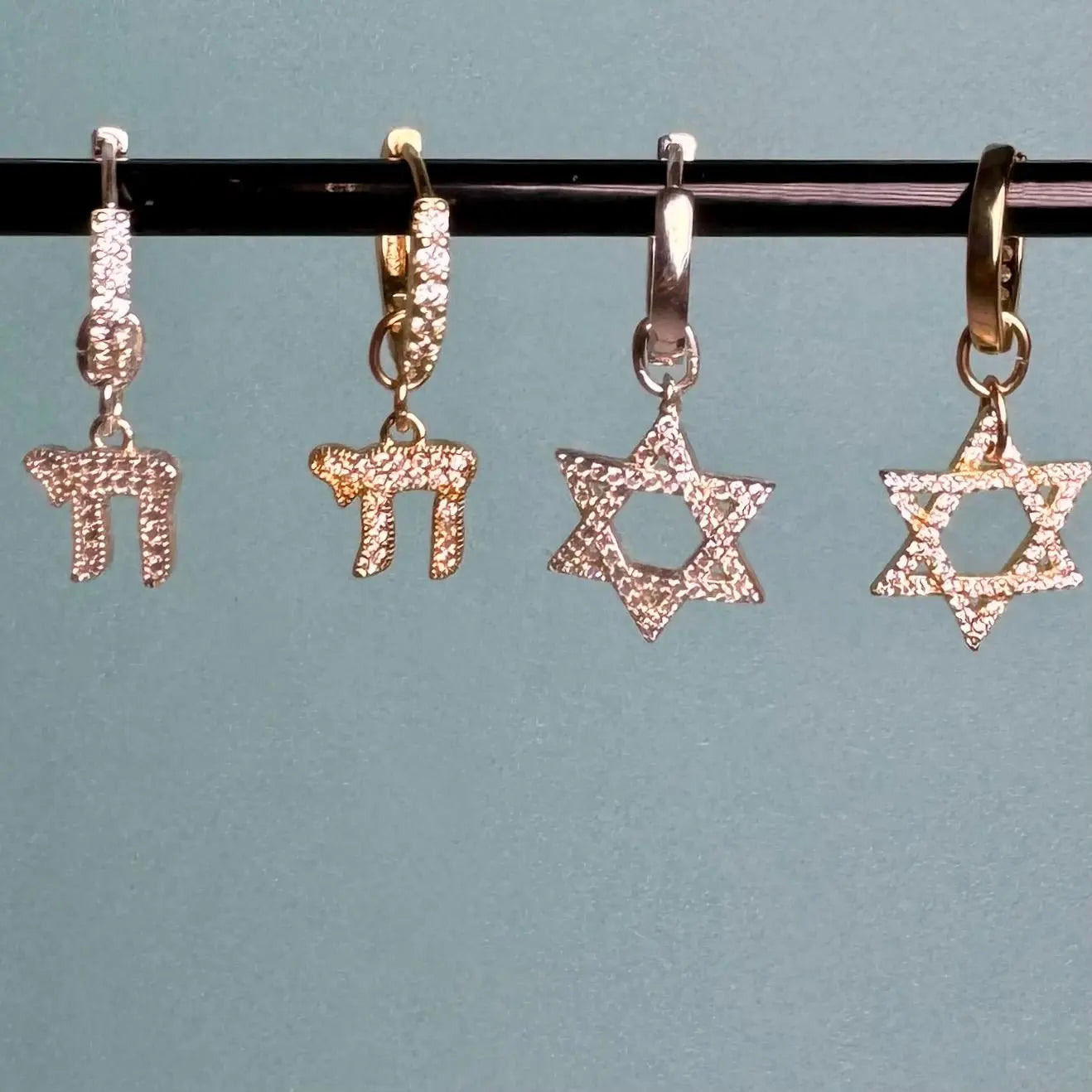 Örhänge - Chai eller Davidsstjärna med zirkoner - L8Hasselblad