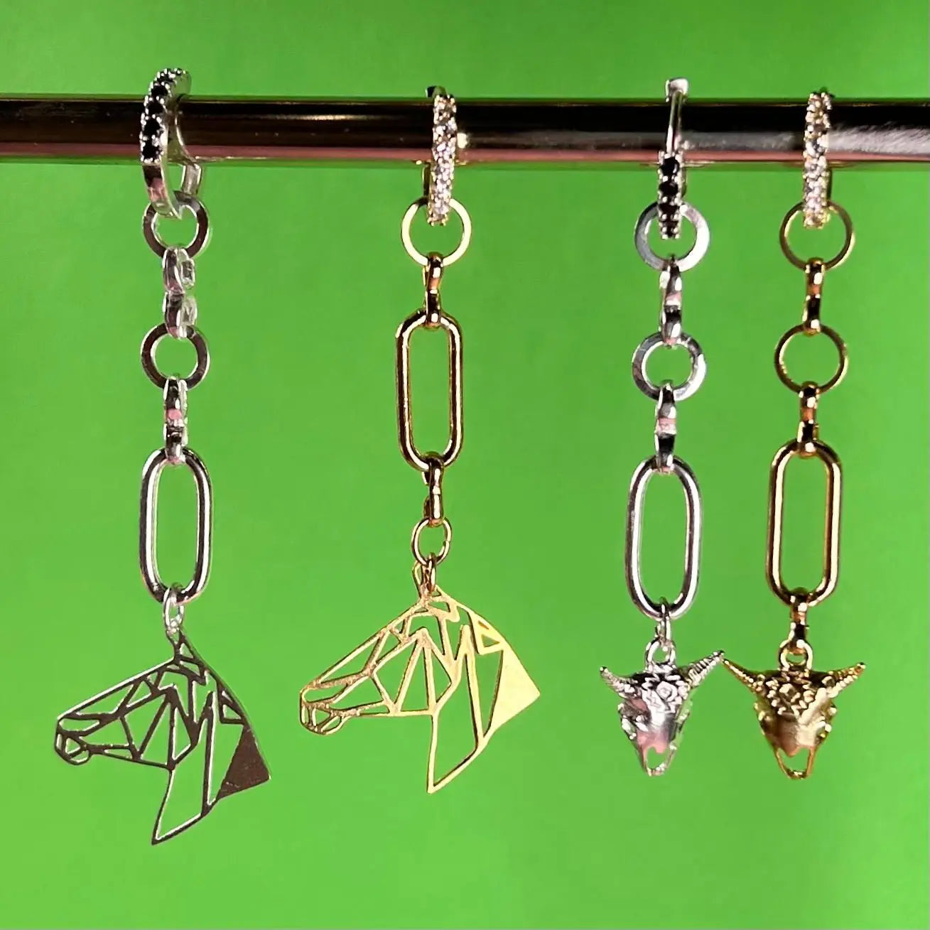 Örhänge - Lång Häst & Oxkranie - L8Hasselblad