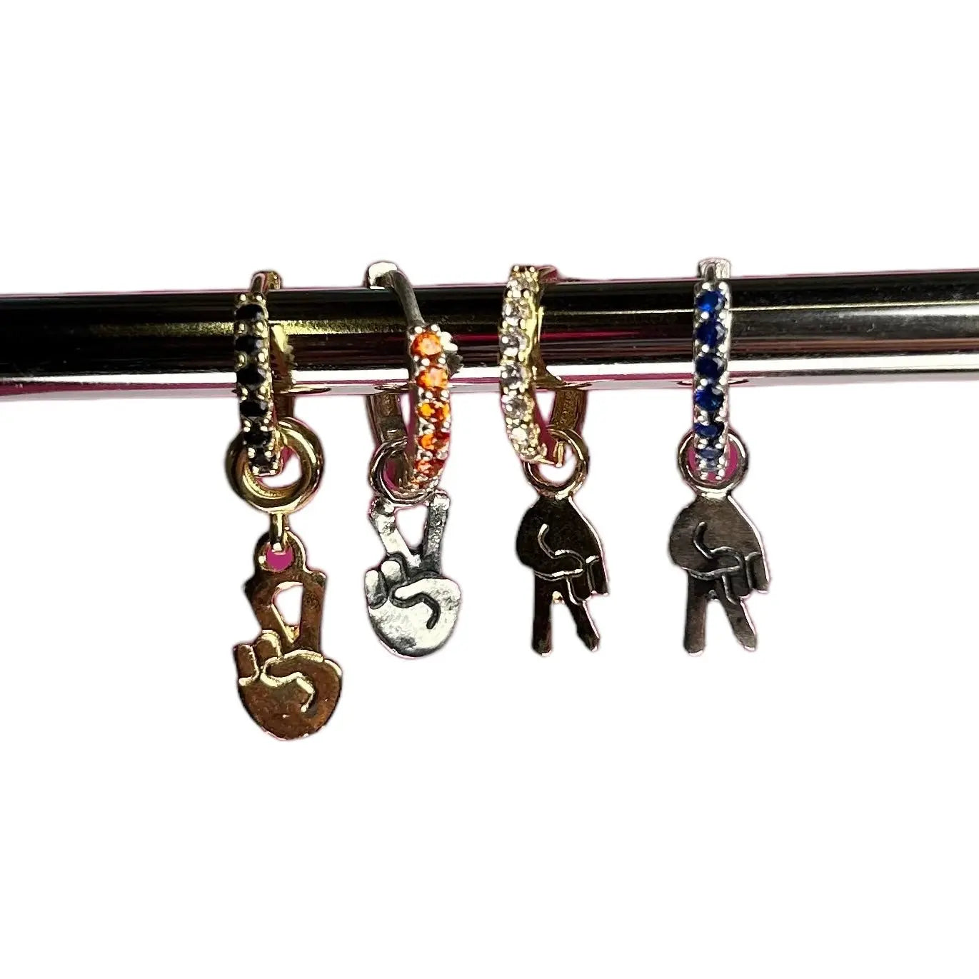 Örhängen - Peace Out! - L8Hasselblad