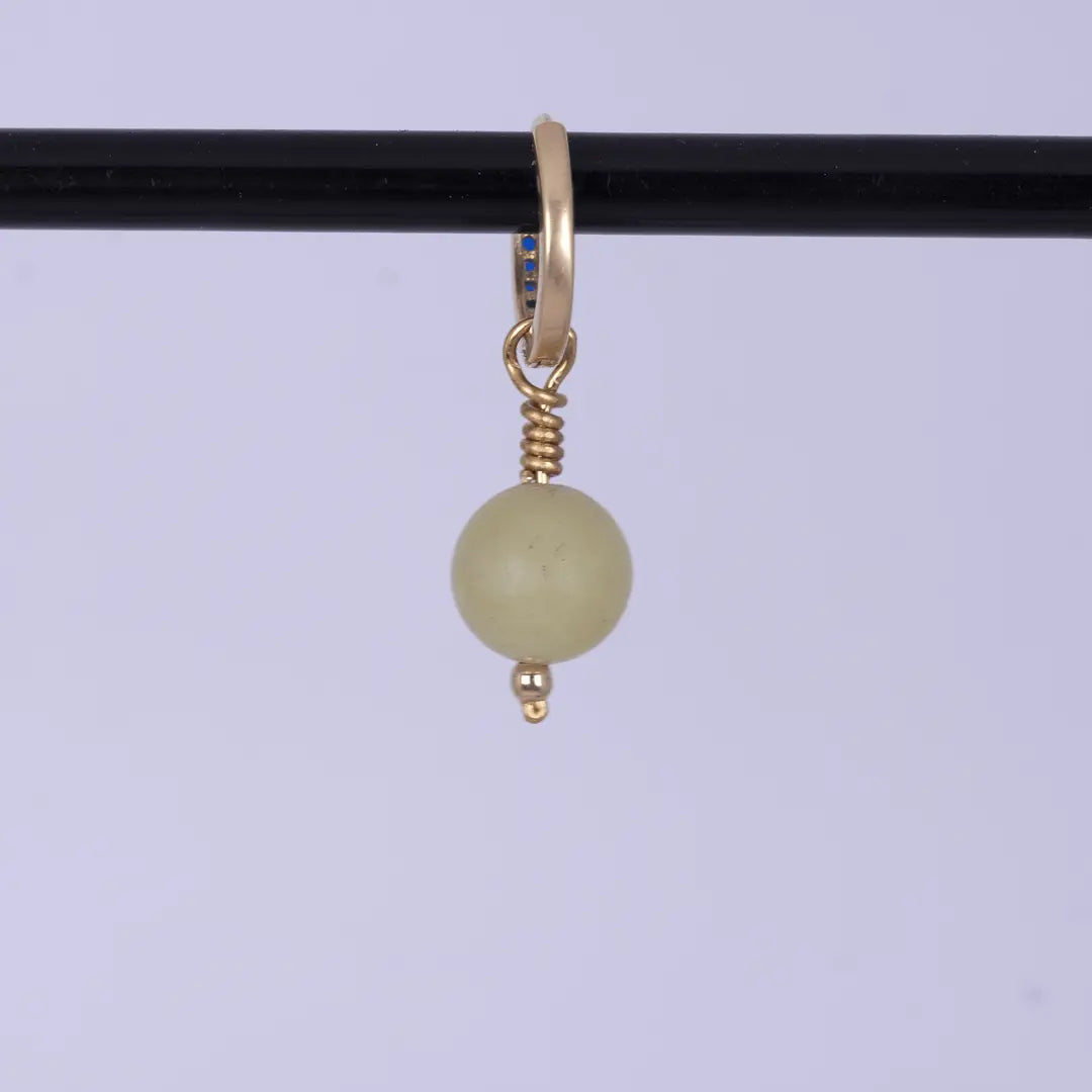 Short and Cute - stenörhängen gulddoublé - L8Hasselblad