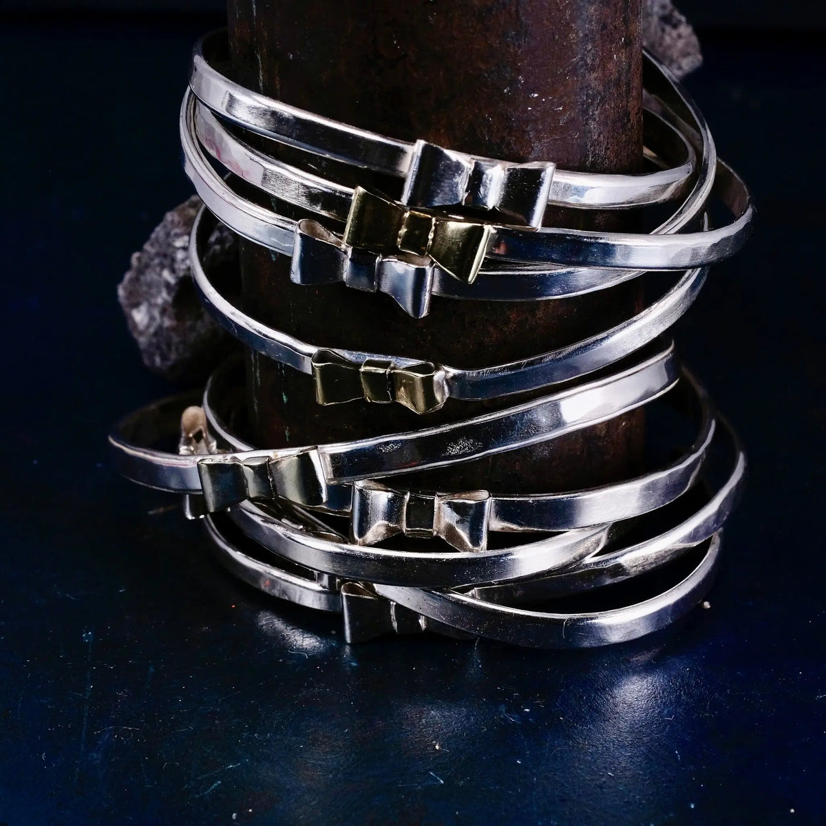 Simple bow armband L8Hasselblad