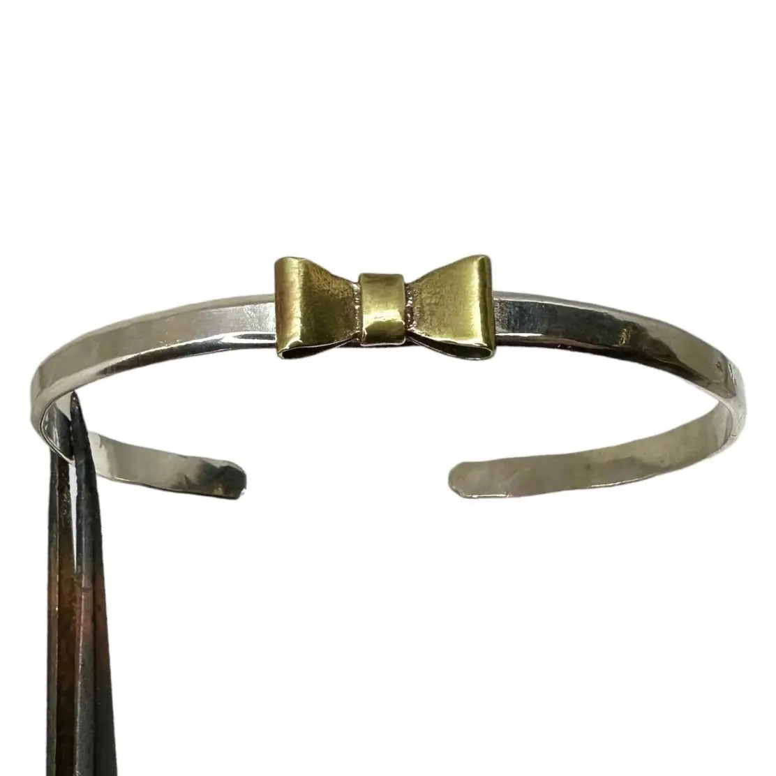 Simple bow armband - L8Hasselblad