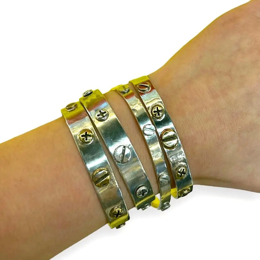 Skruv armband - L8Hasselblad