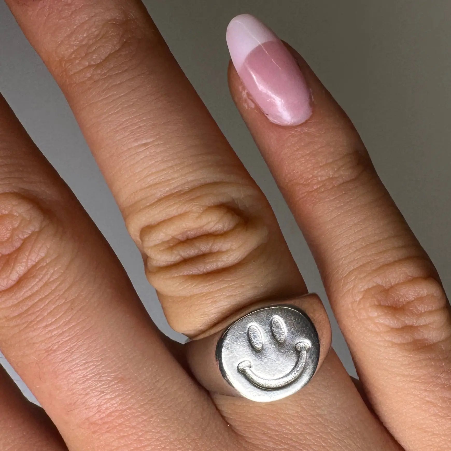 Smiley ring😃 - L8Hasselblad