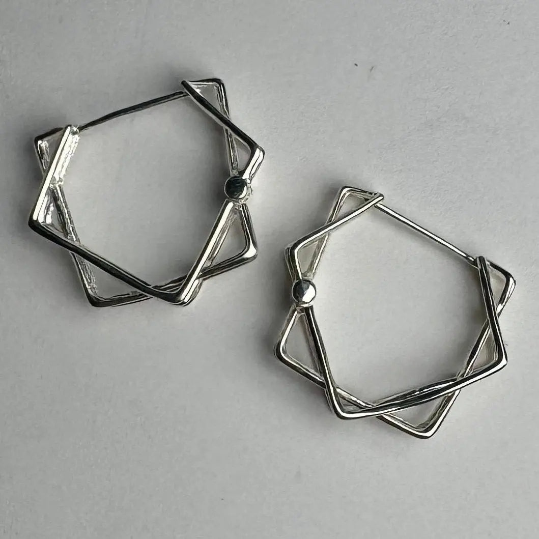 Stiftörhänge - 3D davidsstjärna - L8Hasselblad