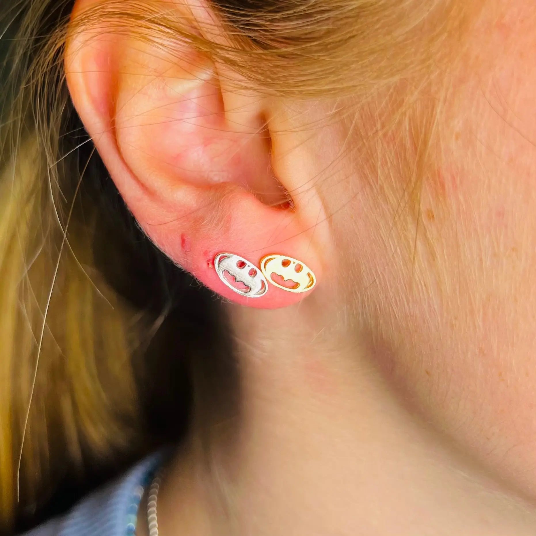 Stiftörhänge - Batman - L8Hasselblad