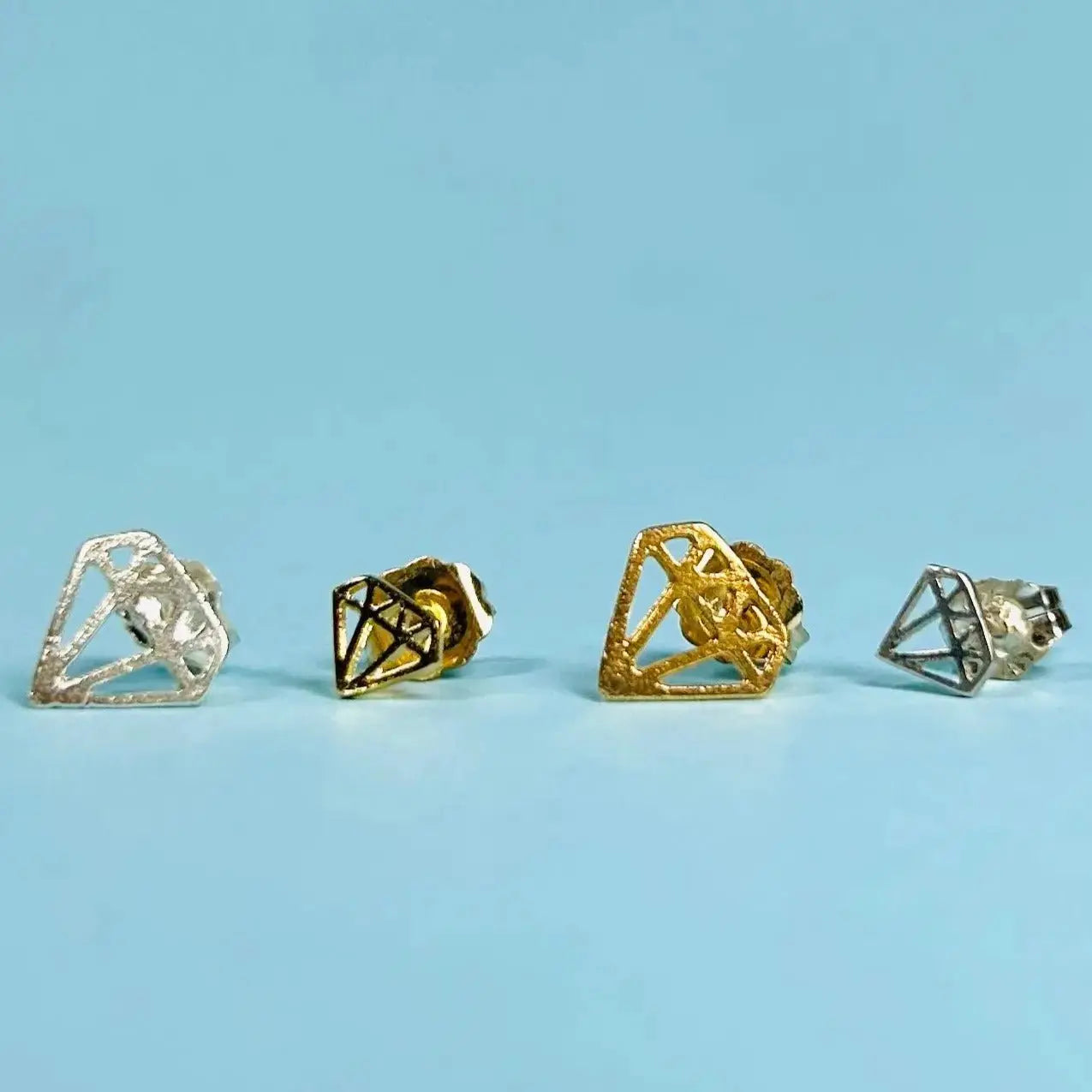 Stiftörhänge - Diamanter - L8Hasselblad