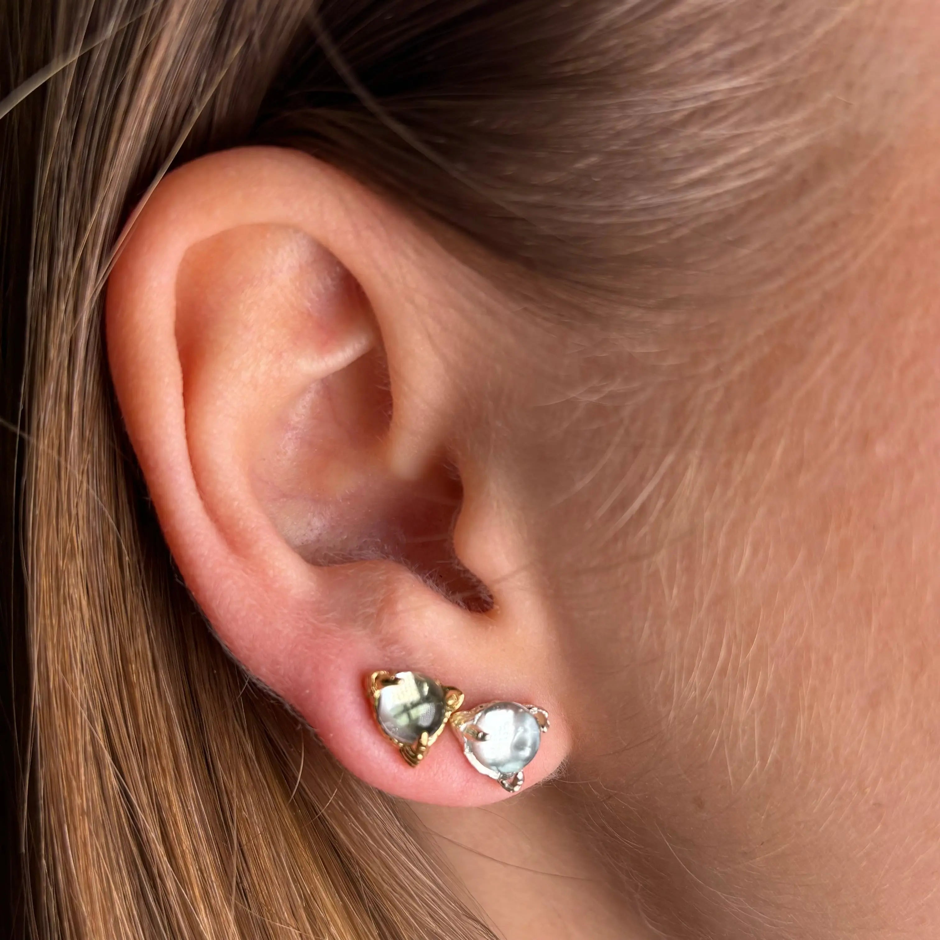 Stiftörhänge - Kråkgodis - L8Hasselblad