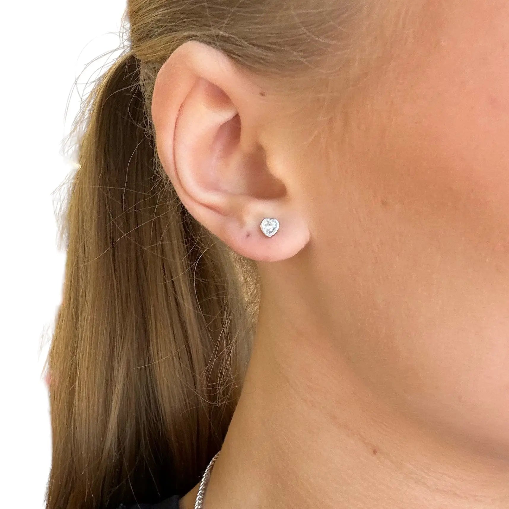 Stiftörhänge - Minihjärtan - L8Hasselblad