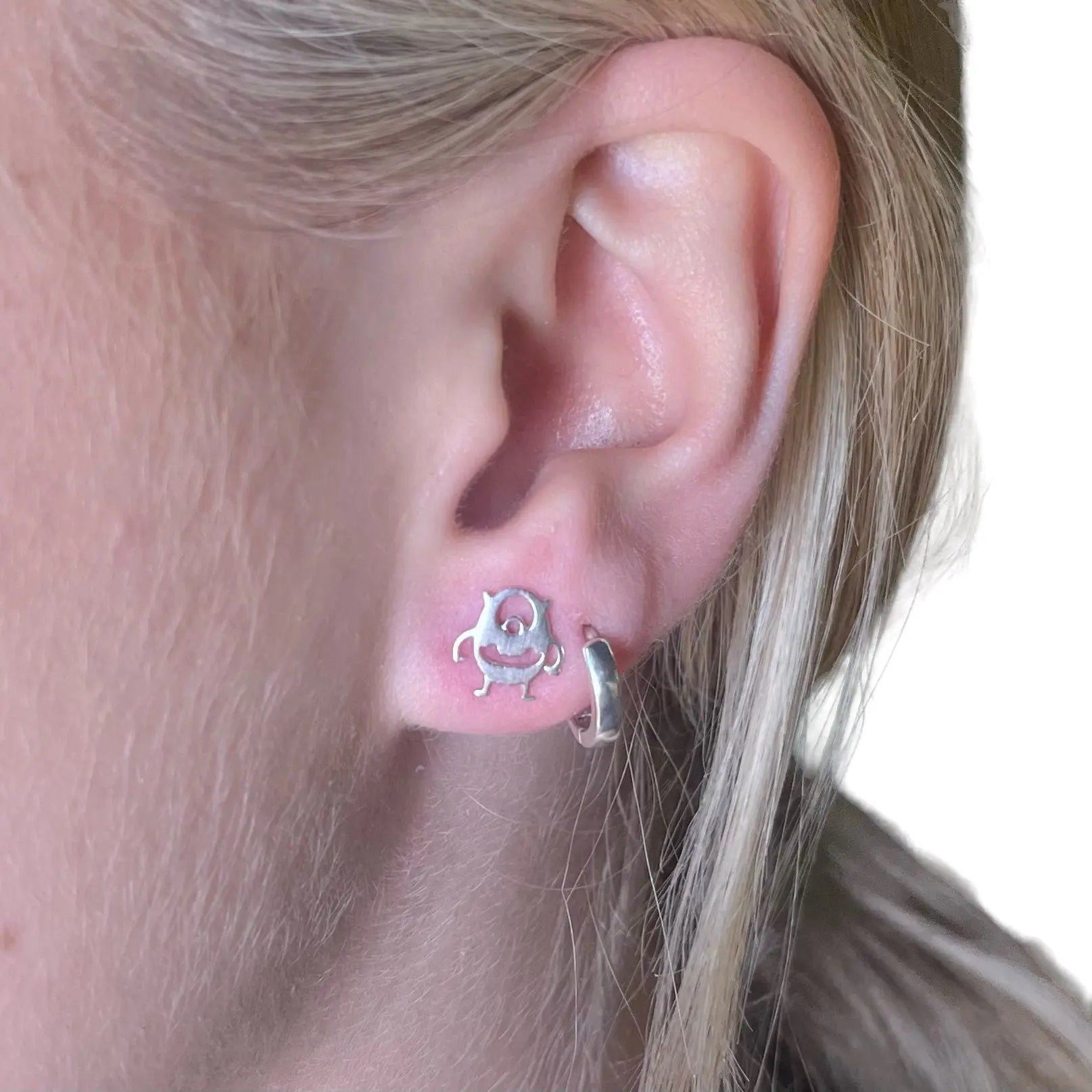 Stiftörhänge - Rymden - L8Hasselblad