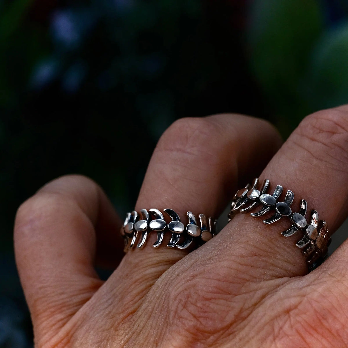The Spine - Ring L8Hasselblad
