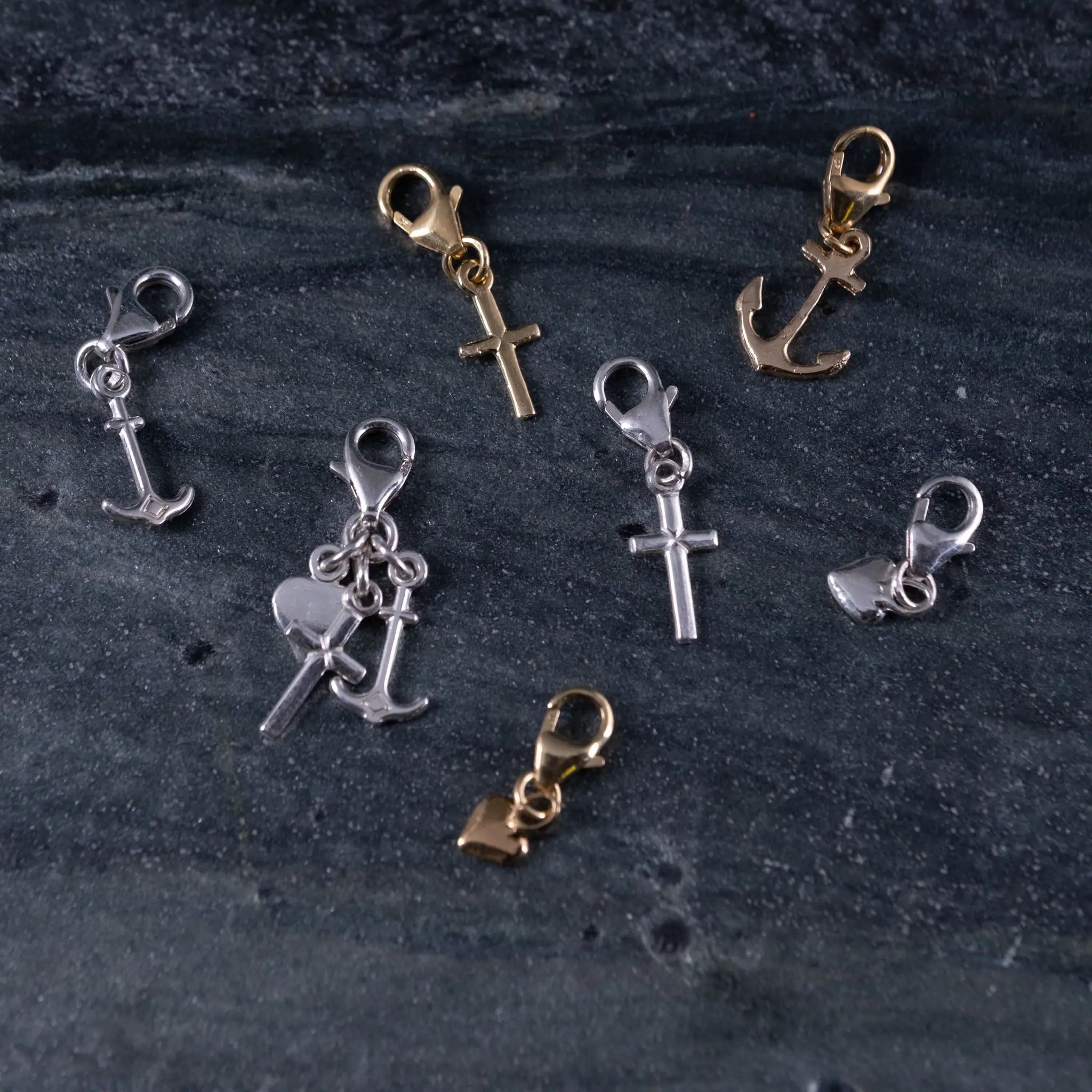 Tro, hopp och kärlek berlock L8Hasselblad