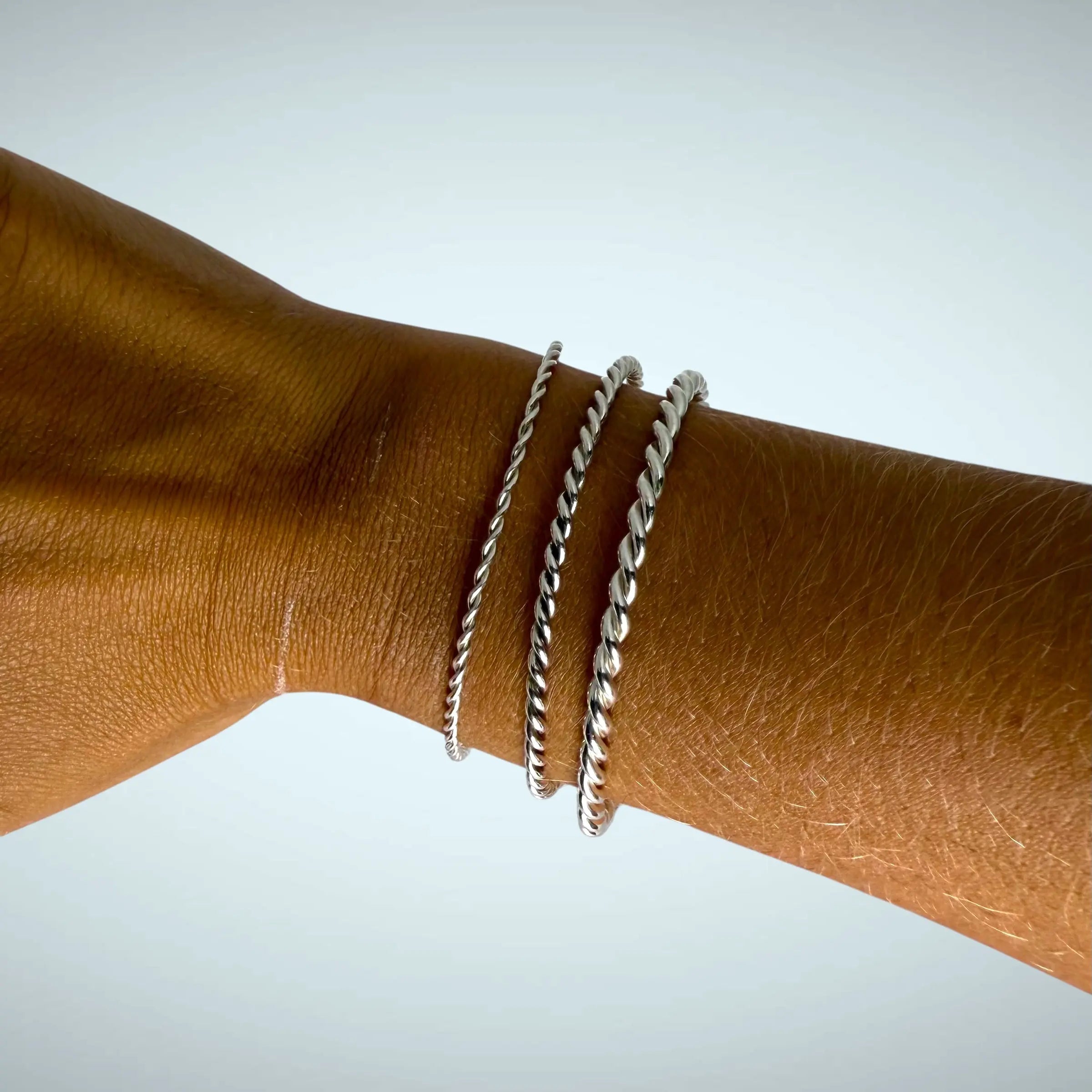 Tvinnat armband - L8Hasselblad