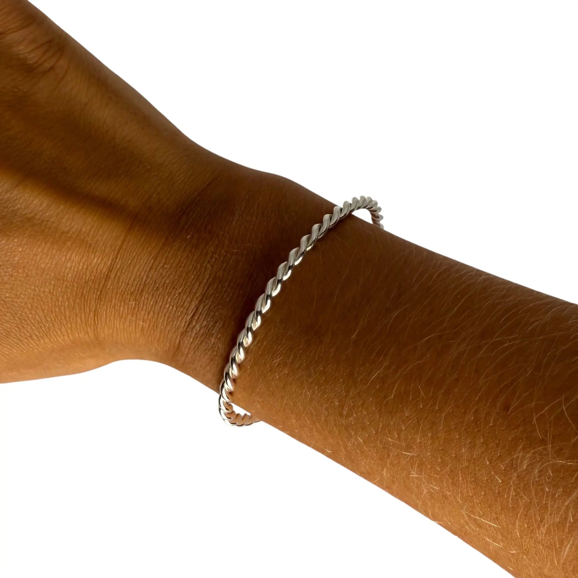 Tvinnat armband - L8Hasselblad