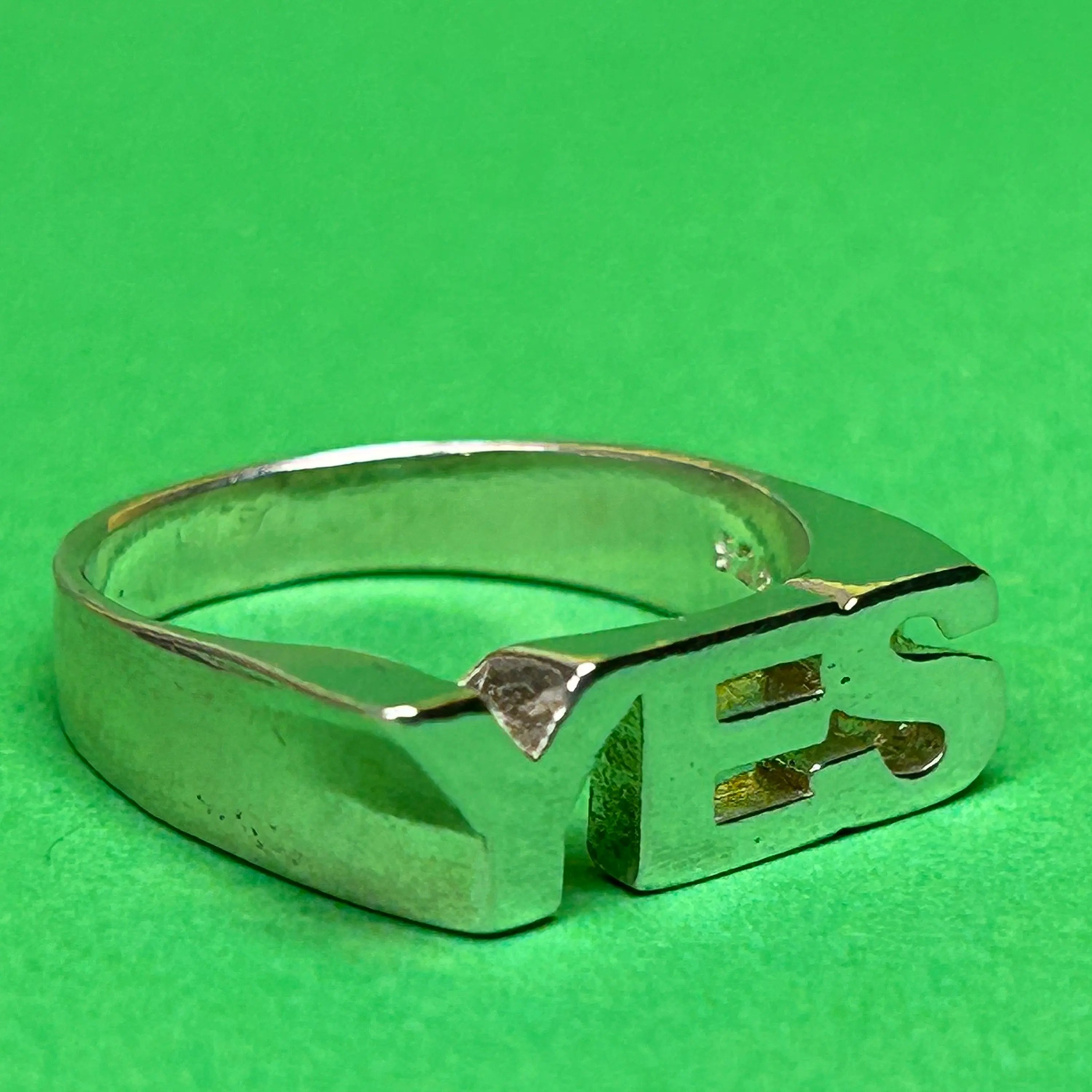 YES - ring - L8Hasselblad