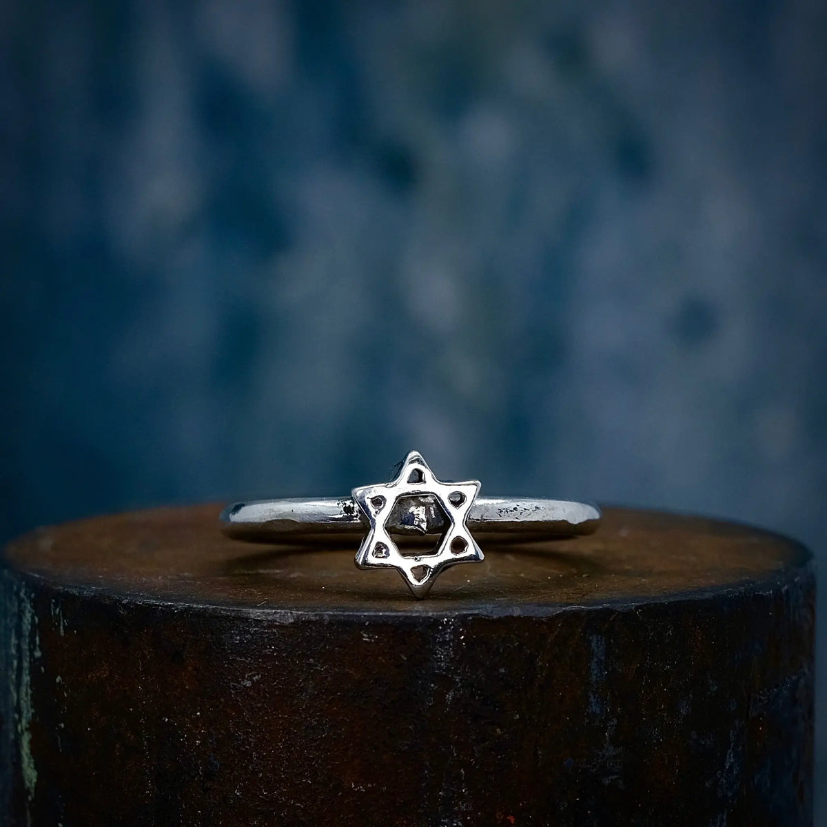 Davidsstjärna - 2mm Ring L8Hasselblad