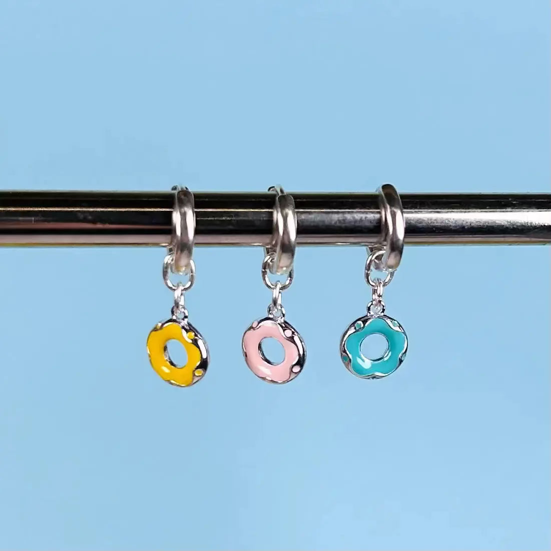 Örhänge - Donut tuggummi L8Hasselblad