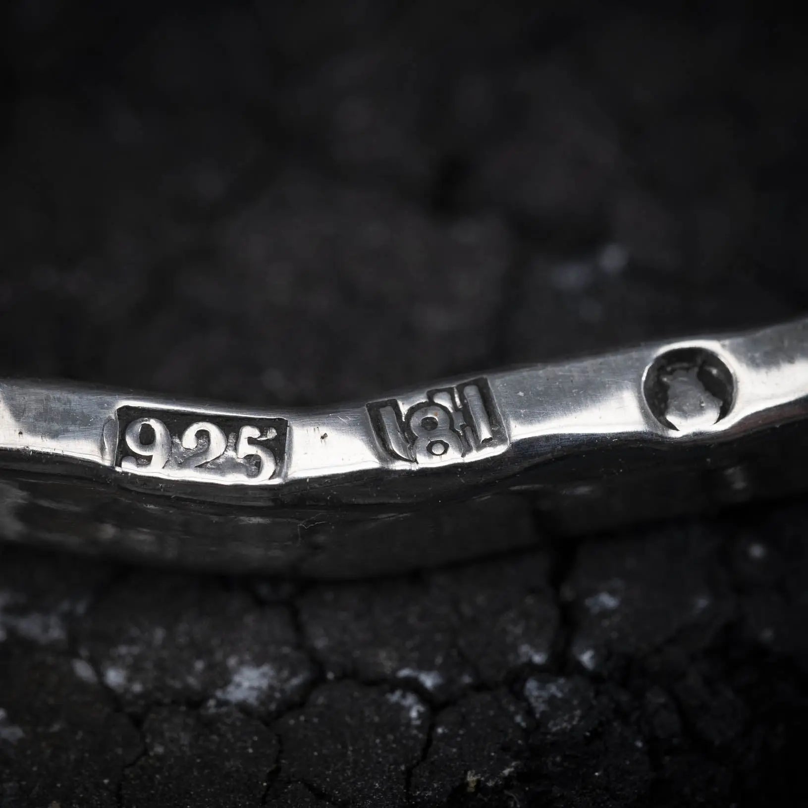 2.0 Scull - Stelt armband L8Hasselblad