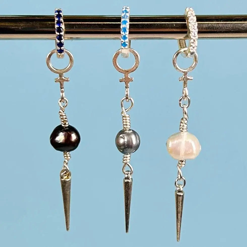 2.0 Venus Pärlörhängen - L8Hasselblad