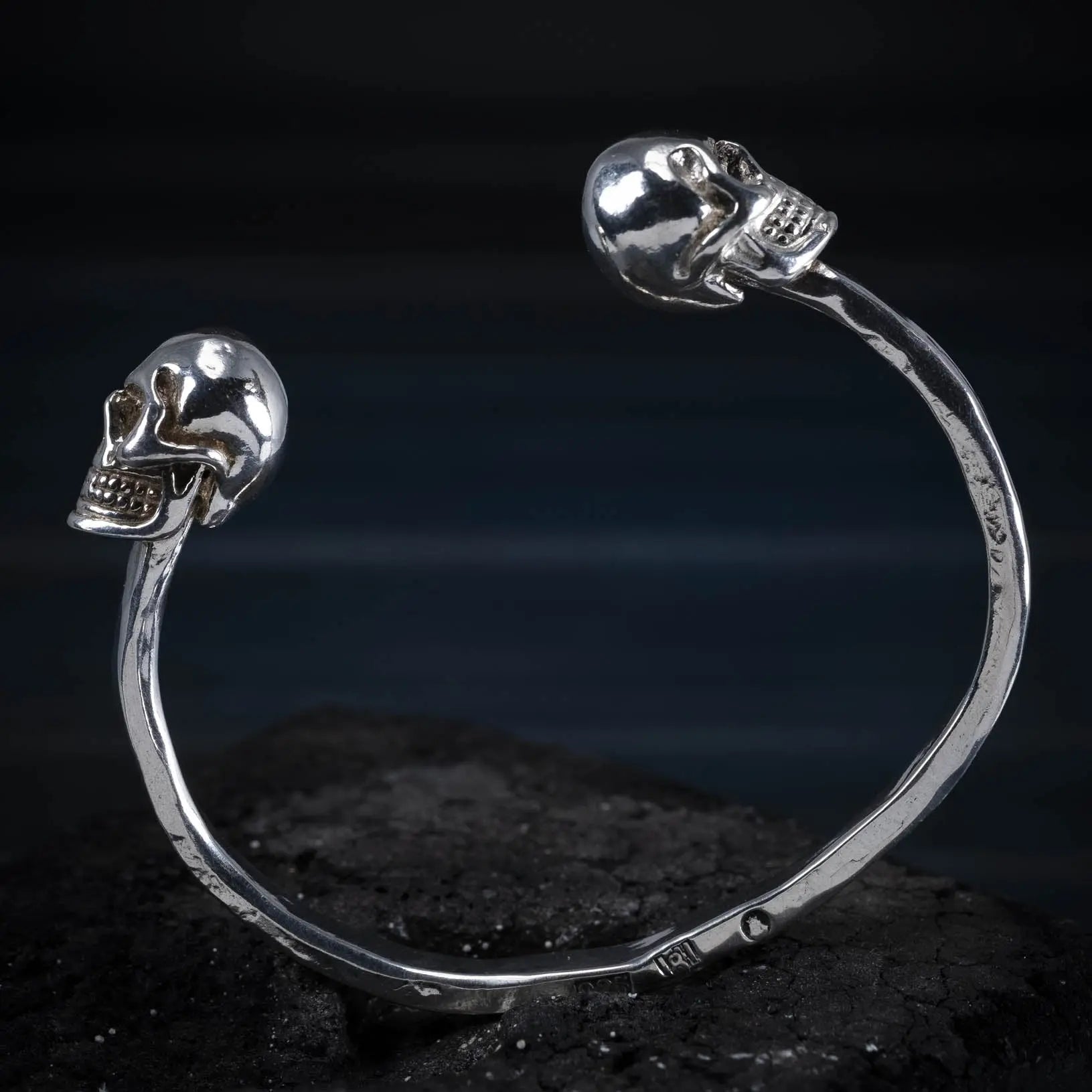 2.0 Scull - Stelt armband L8Hasselblad