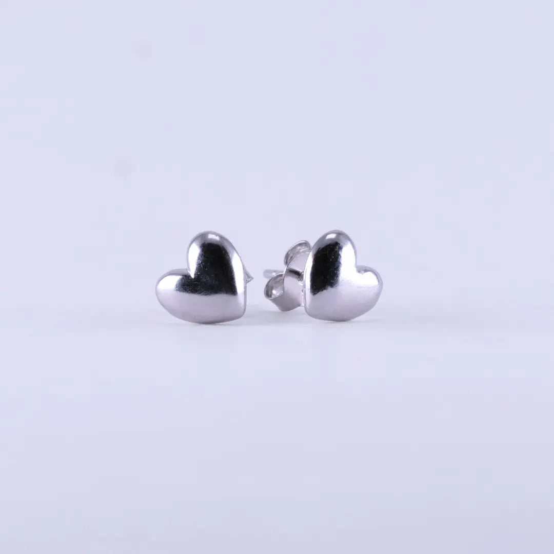 Stiftörhänge Vilma - Klassiskt hjärta L8Hasselblad