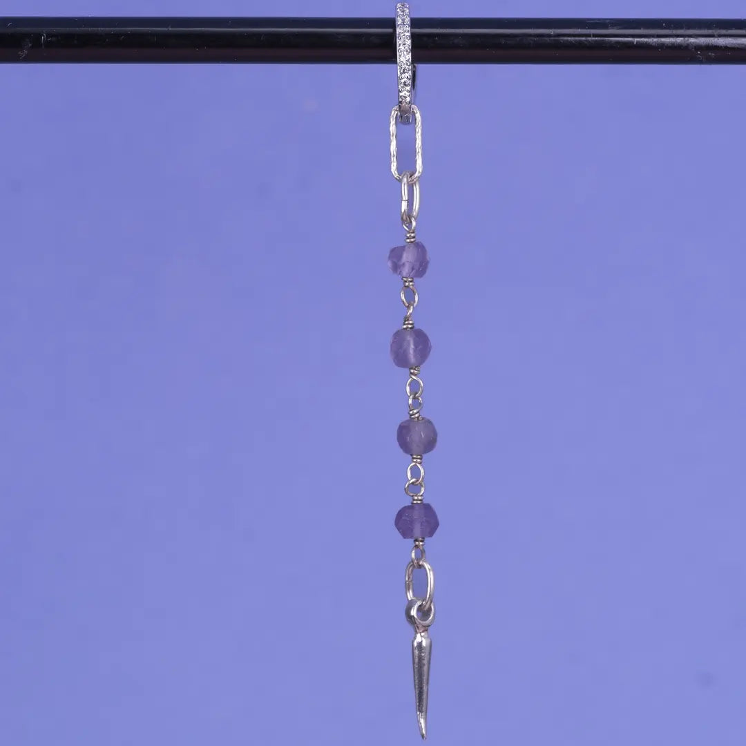 Beads & Spike Silver - stenörhängen - L8Hasselblad