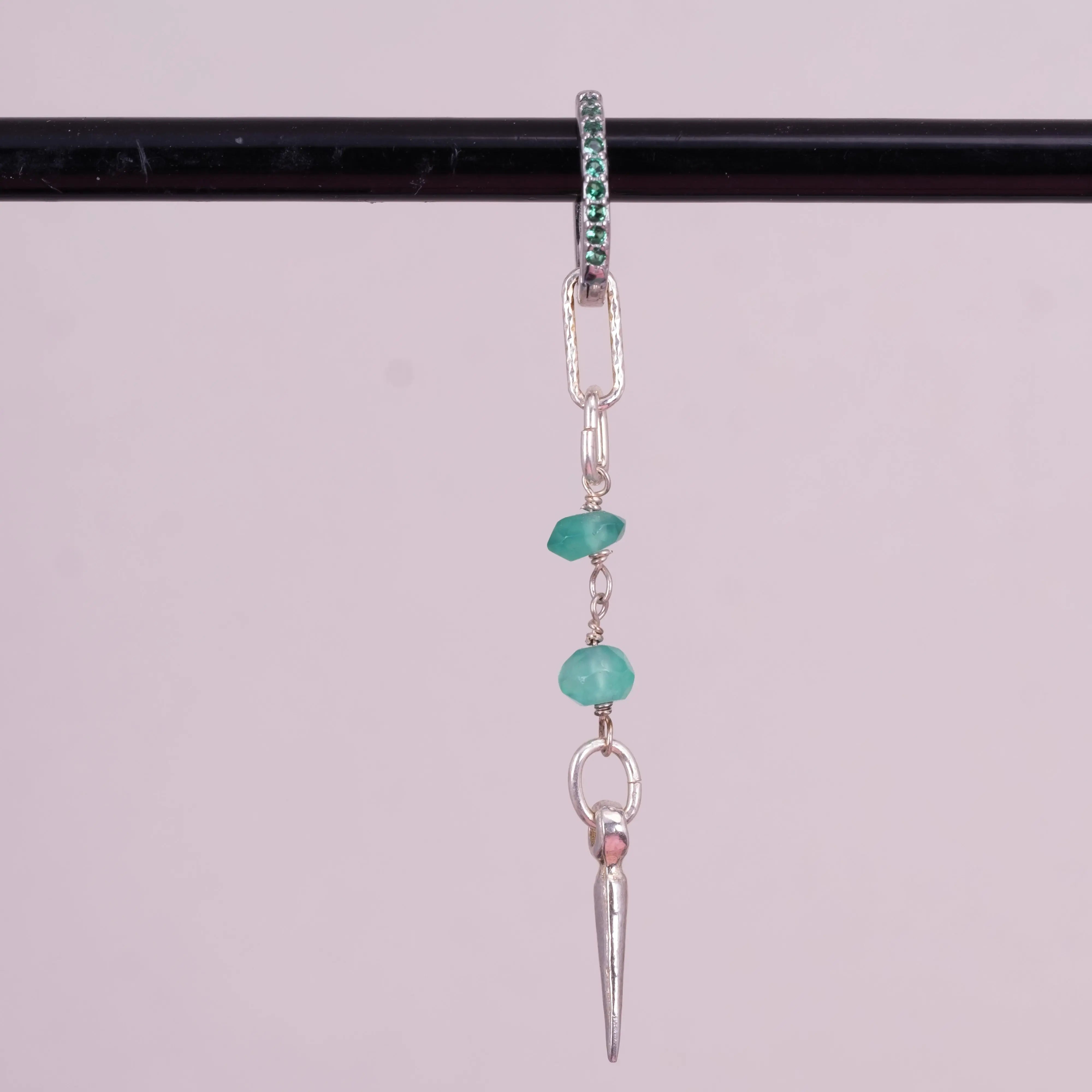 Beads & Spike Silver - stenörhängen - L8Hasselblad