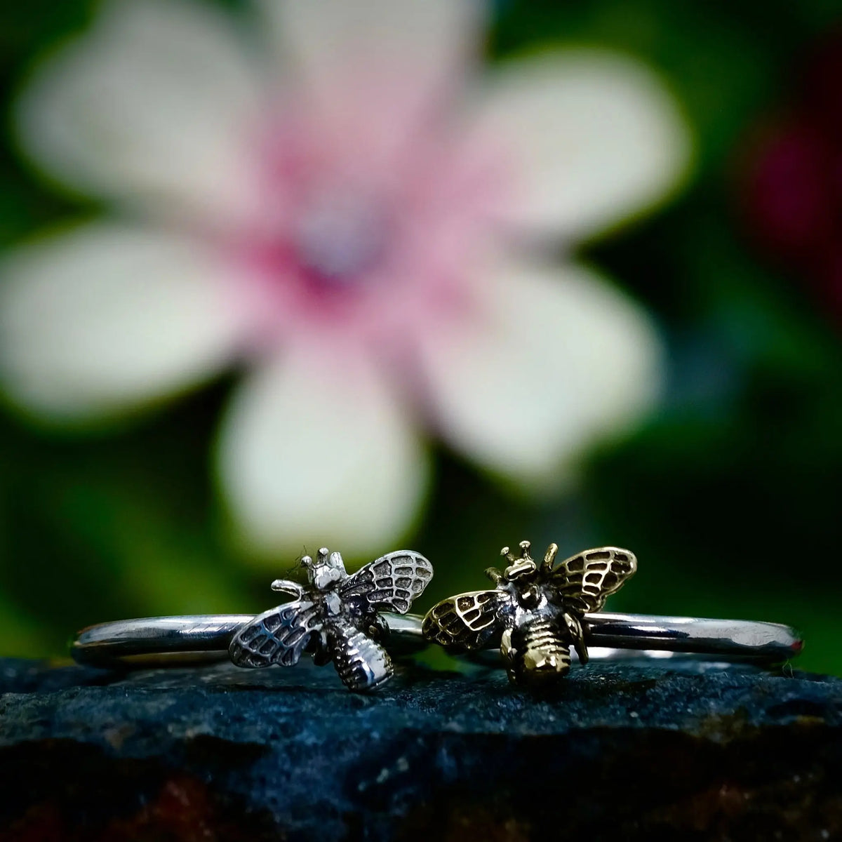 Bee Brave - 2mm Ring L8Hasselblad
