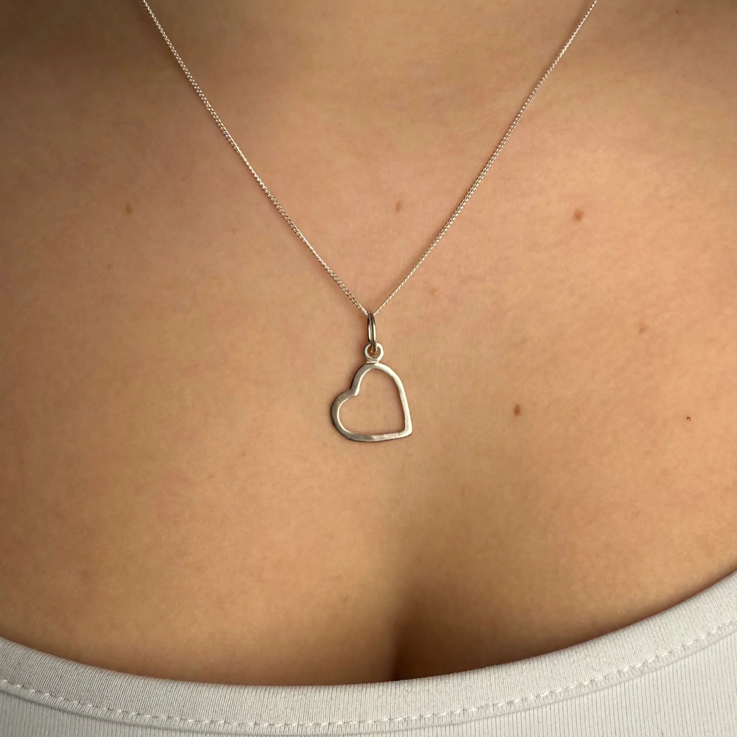 Berlock - Hjärta med blixt eller pil - L8Hasselblad