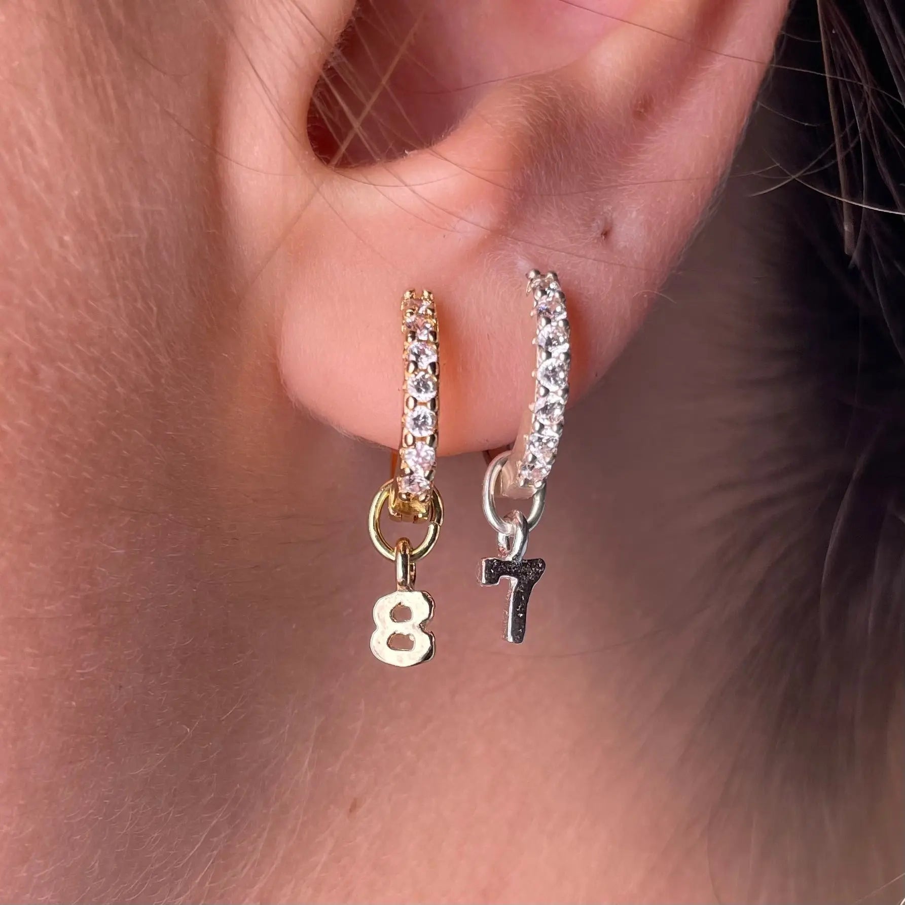 Berlock - Siffror - L8Hasselblad