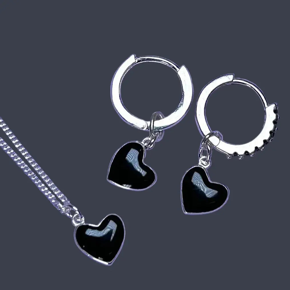 Berlock - Svart flaming heart - L8Hasselblad