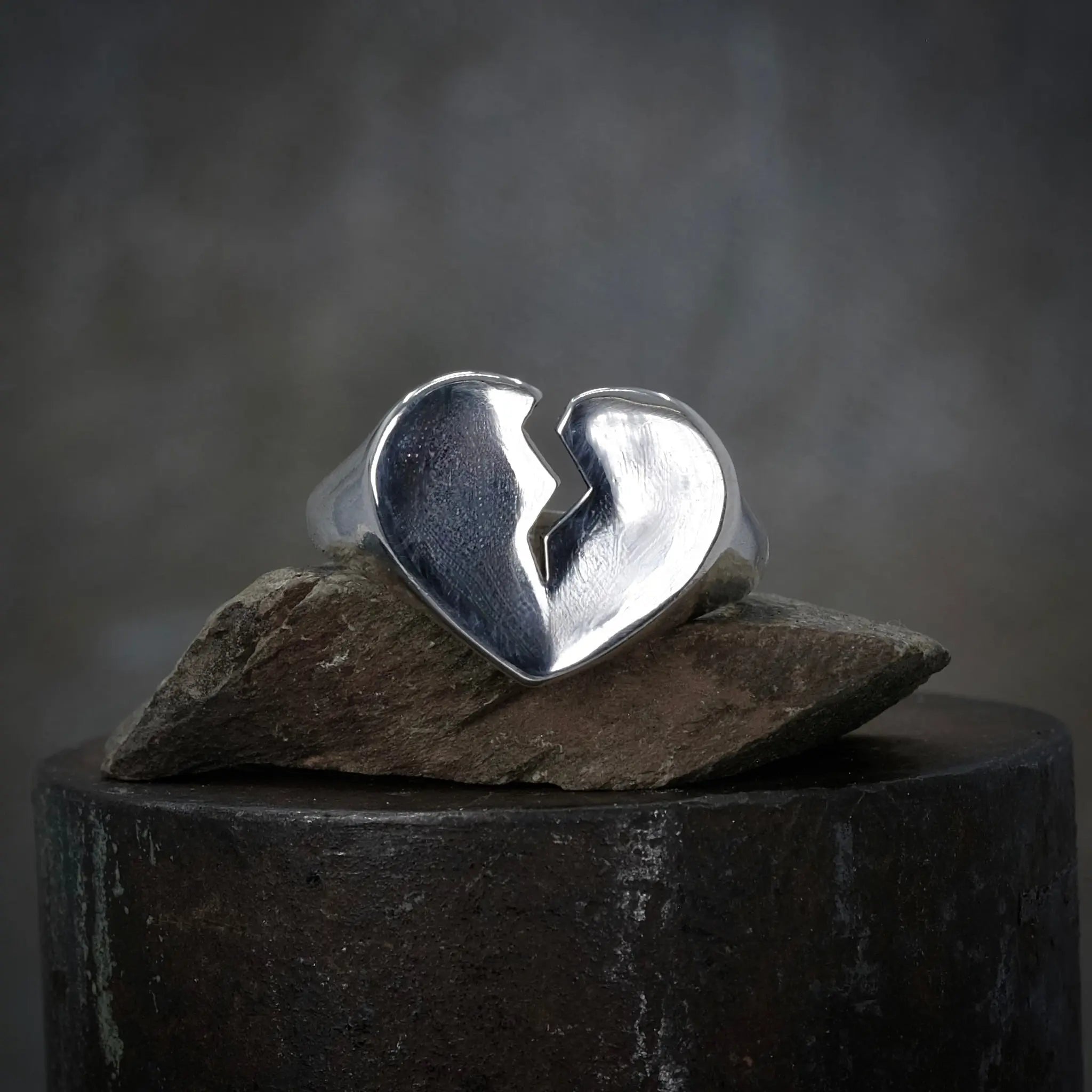 アクセサリー Magliano break heart ring Broken heart bangle ring in 925 sterling silver - L8Hasselblad