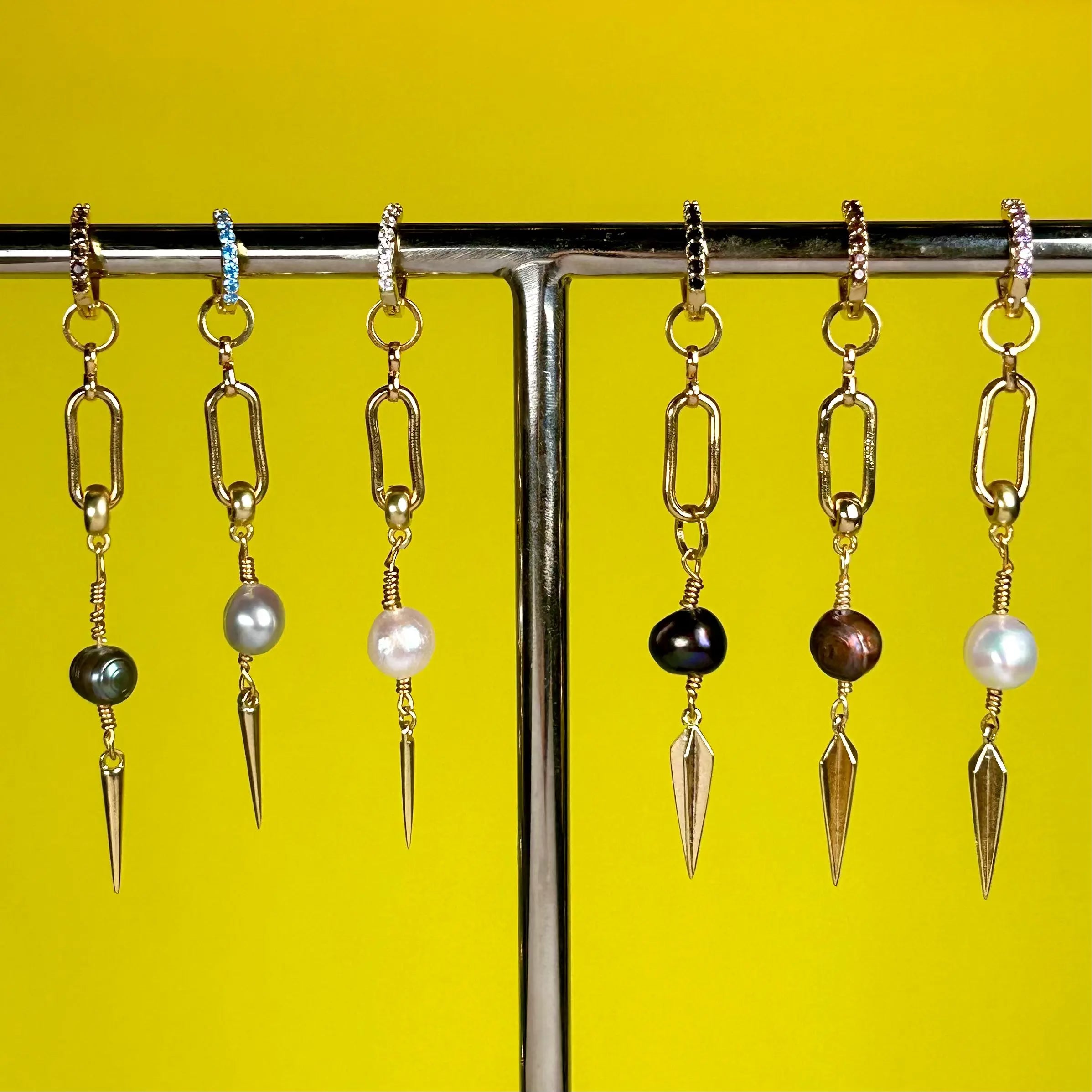 2.0 Långa Pärlörhängen Gulddoublé L8Hasselblad