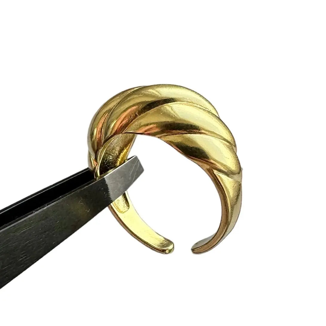 Croissant ring - L8Hasselblad