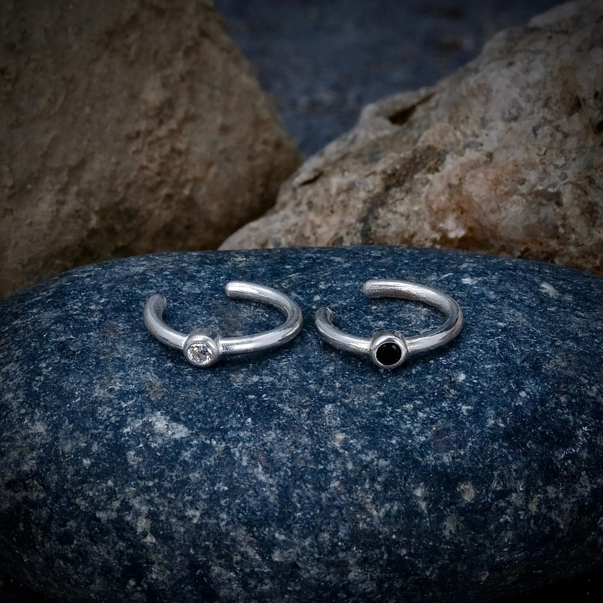 Contrast - Earcuff L8Hasselblad