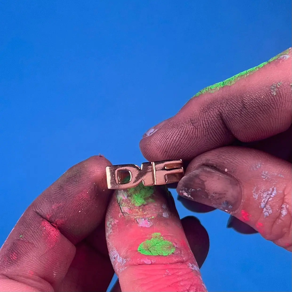 DIF - Ring Guld - L8Hasselblad