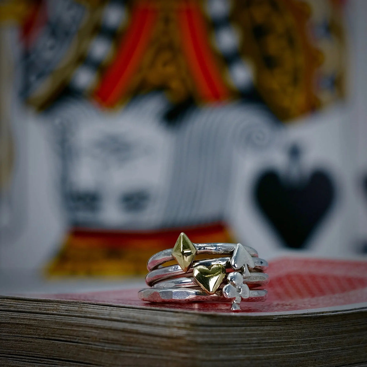 Royal Flush - 2mm Ring L8Hasselblad