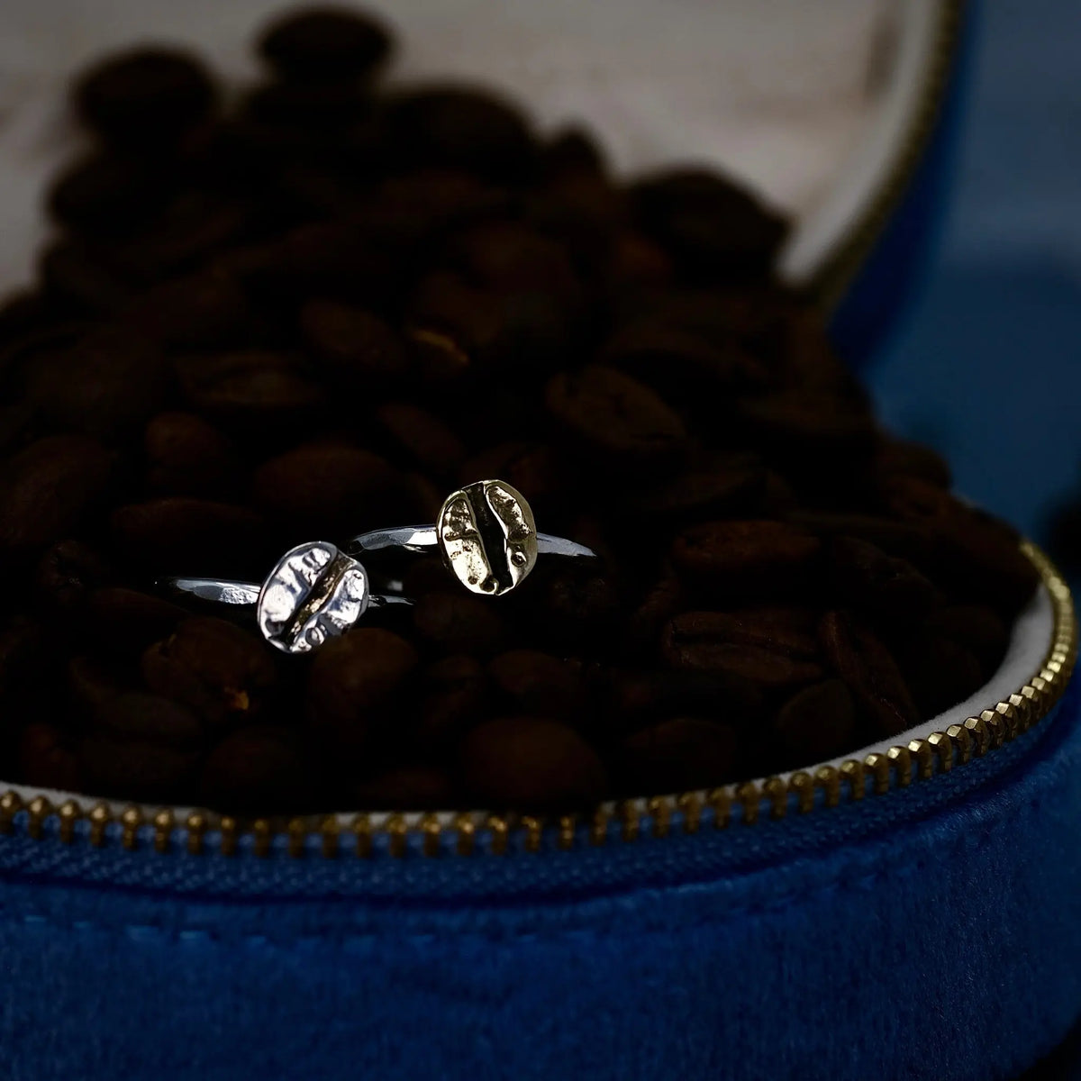 Lilla Kaffebönan - 2mm Ring L8Hasselblad