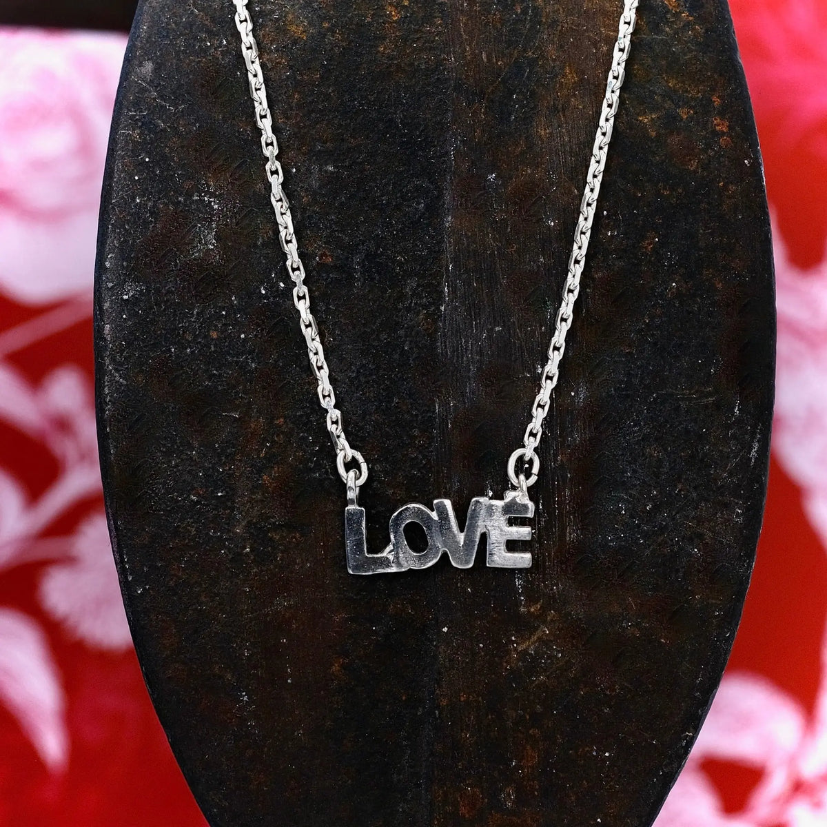 Love - Halsband L8Hasselblad