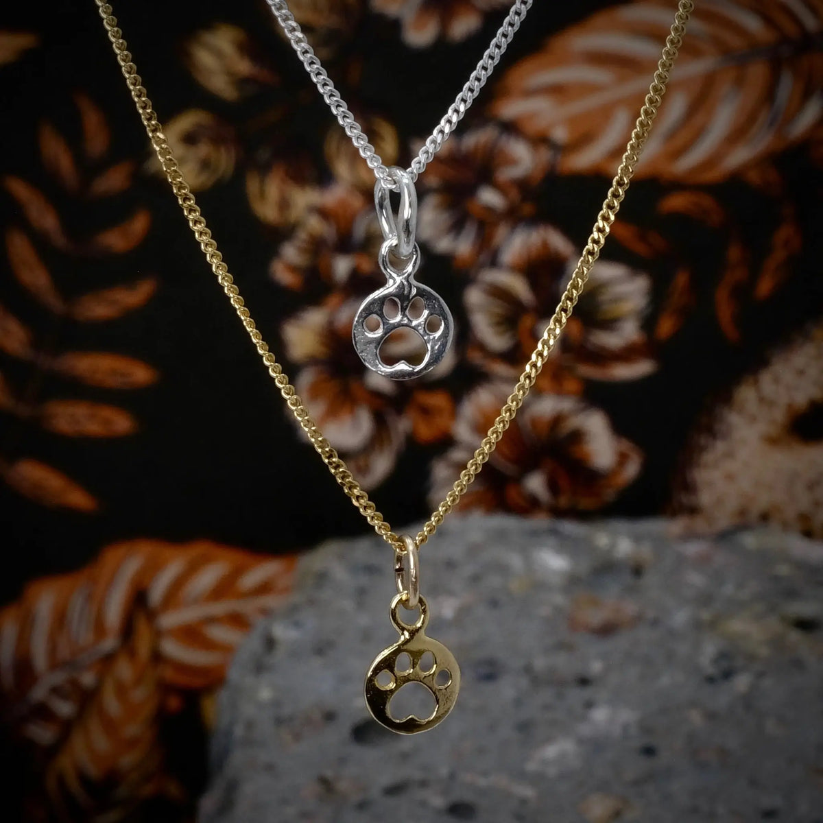 Lilla Tassen - Halsband L8Hasselblad