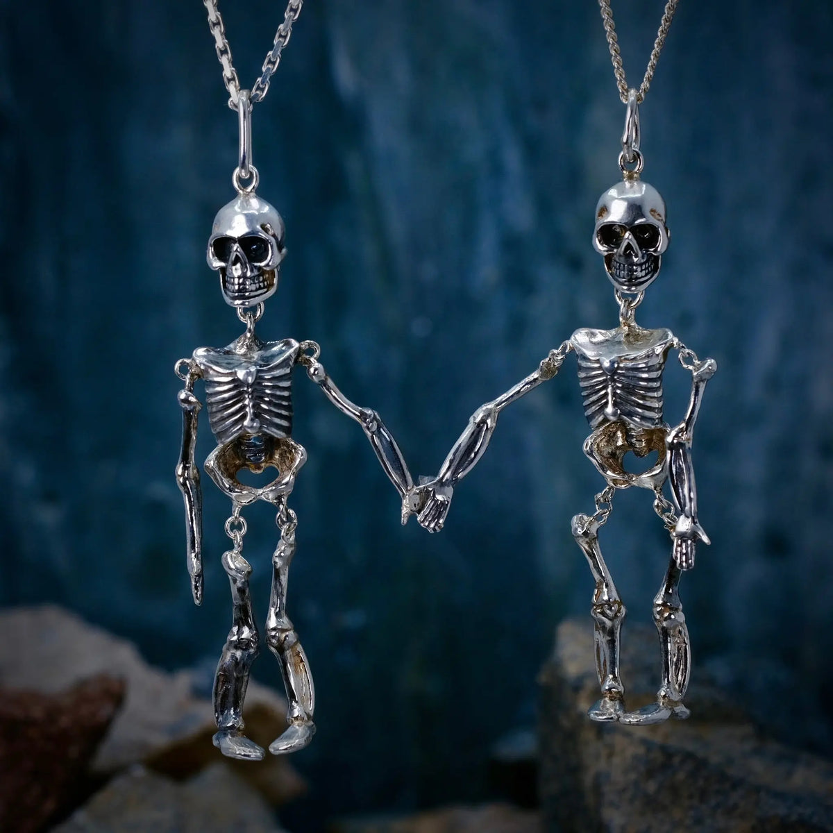 Skeleton - Berlock L8Hasselblad