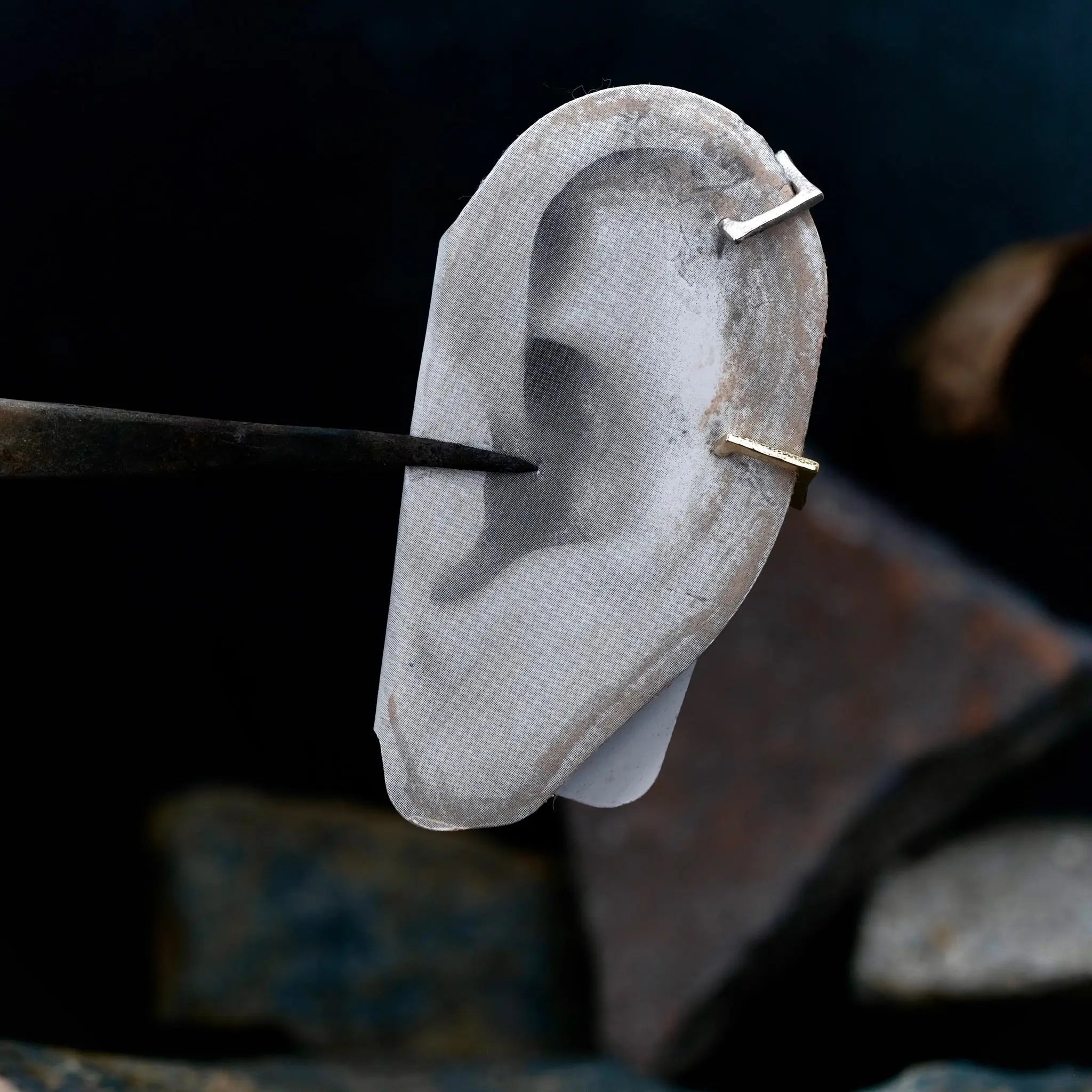 Square - Earcuff L8Hasselblad