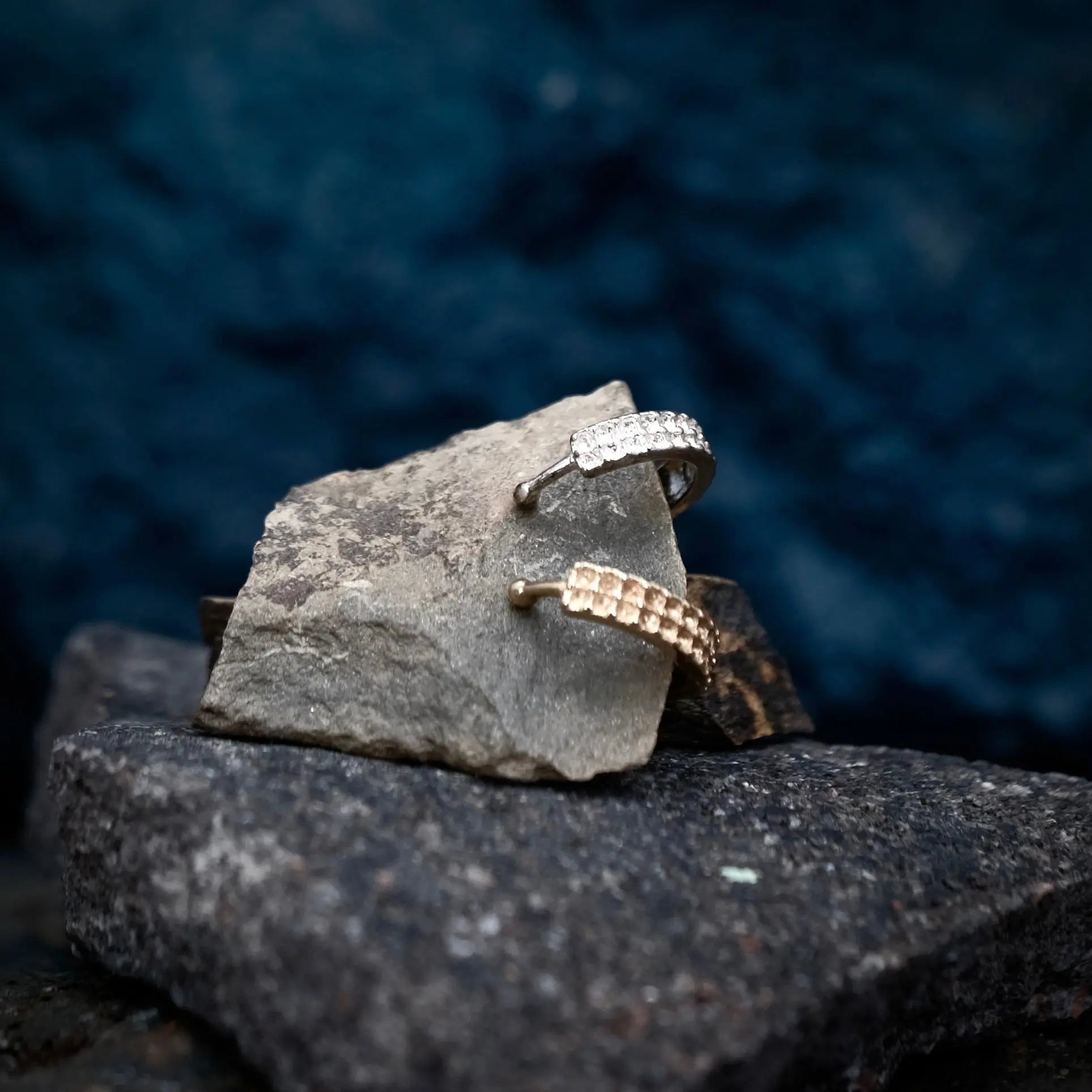 Grid - Earcuff L8Hasselblad