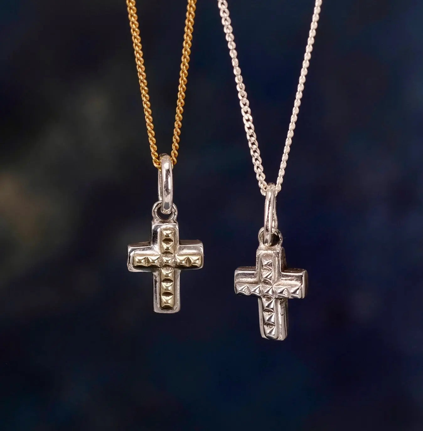Studded Cross - Halsband L8Hasselblad