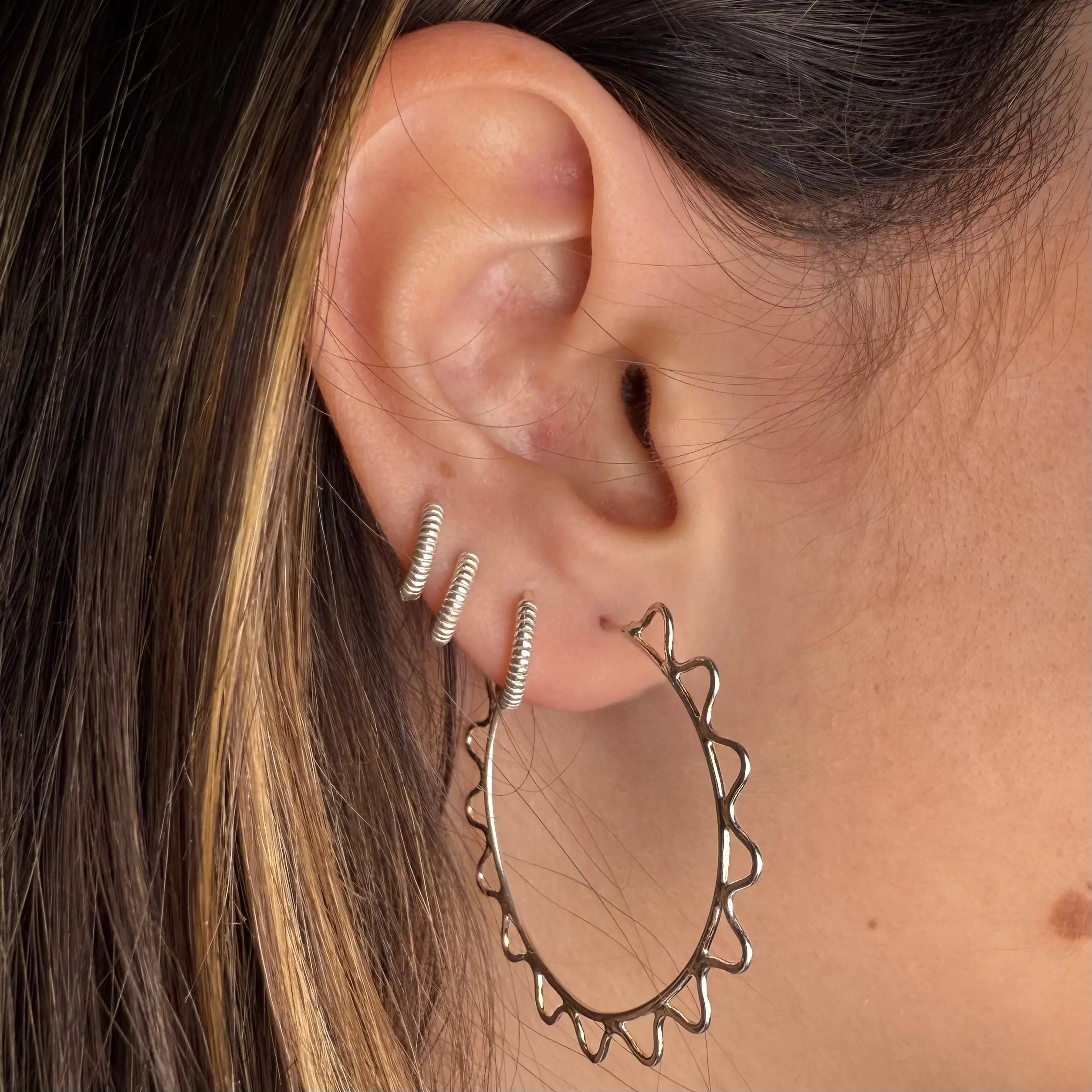 Dahlia hoops - L8Hasselblad