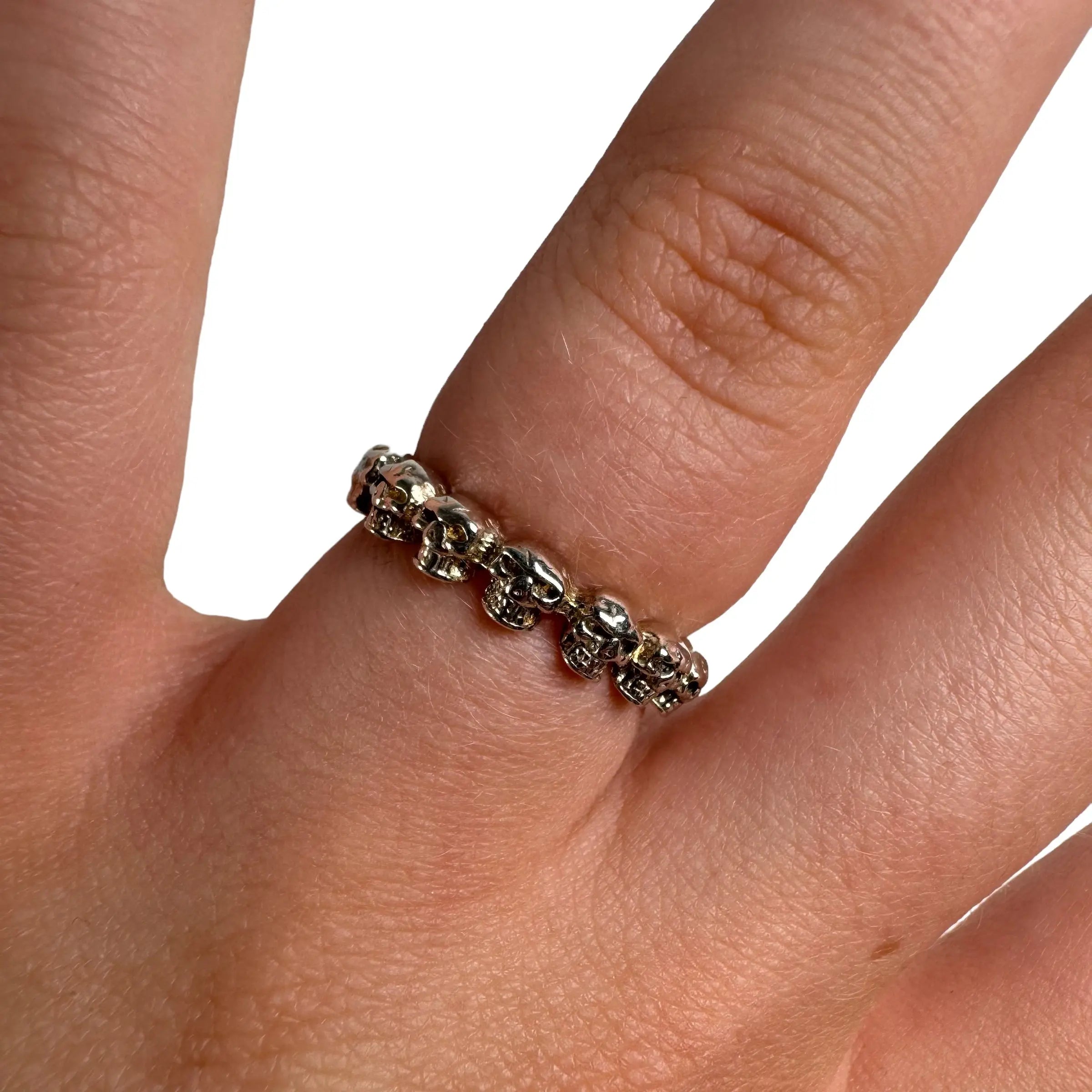 Dödskallering i allians - L8Hasselblad